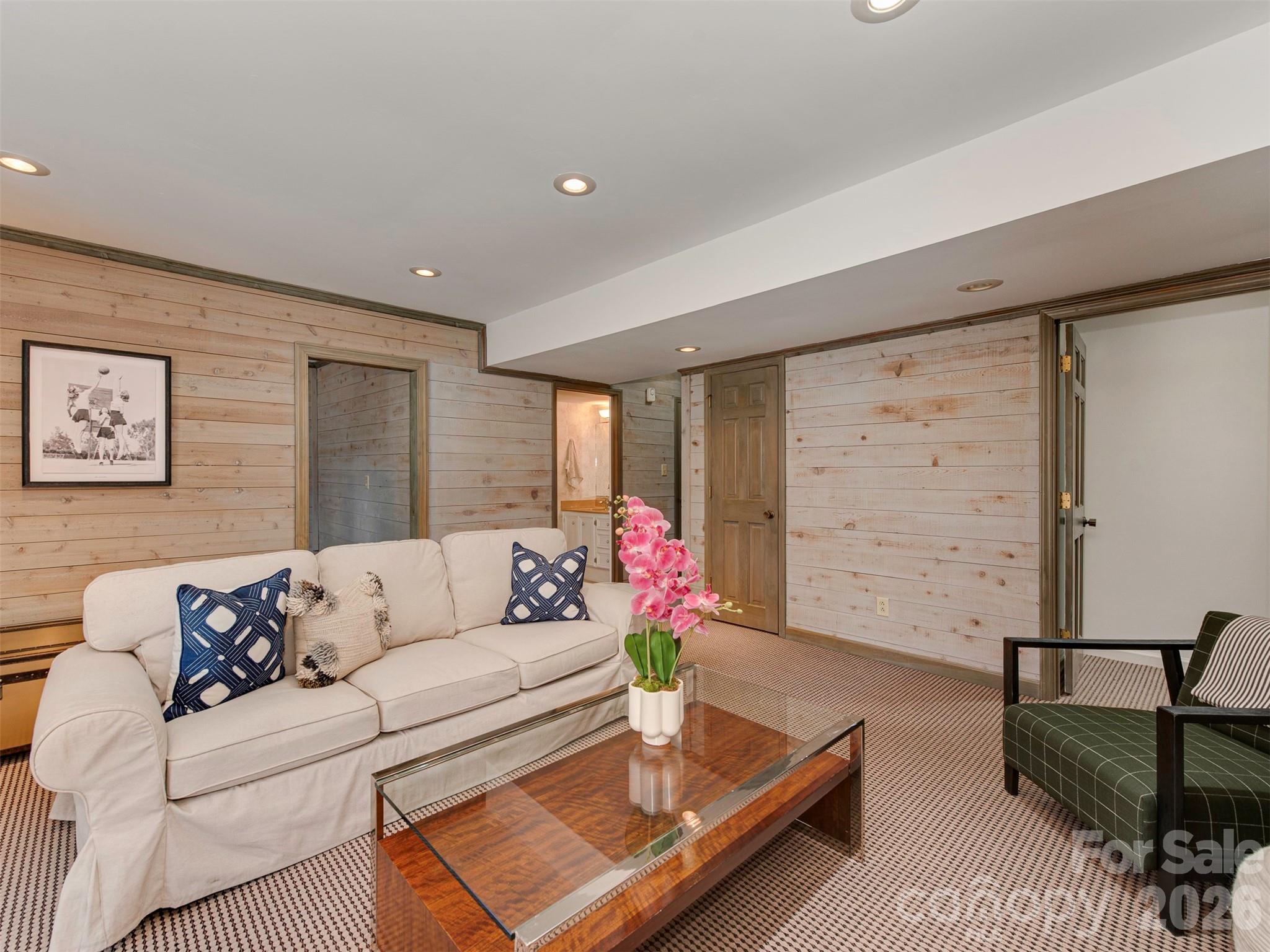 7244 Terrace Drive — Charlotte