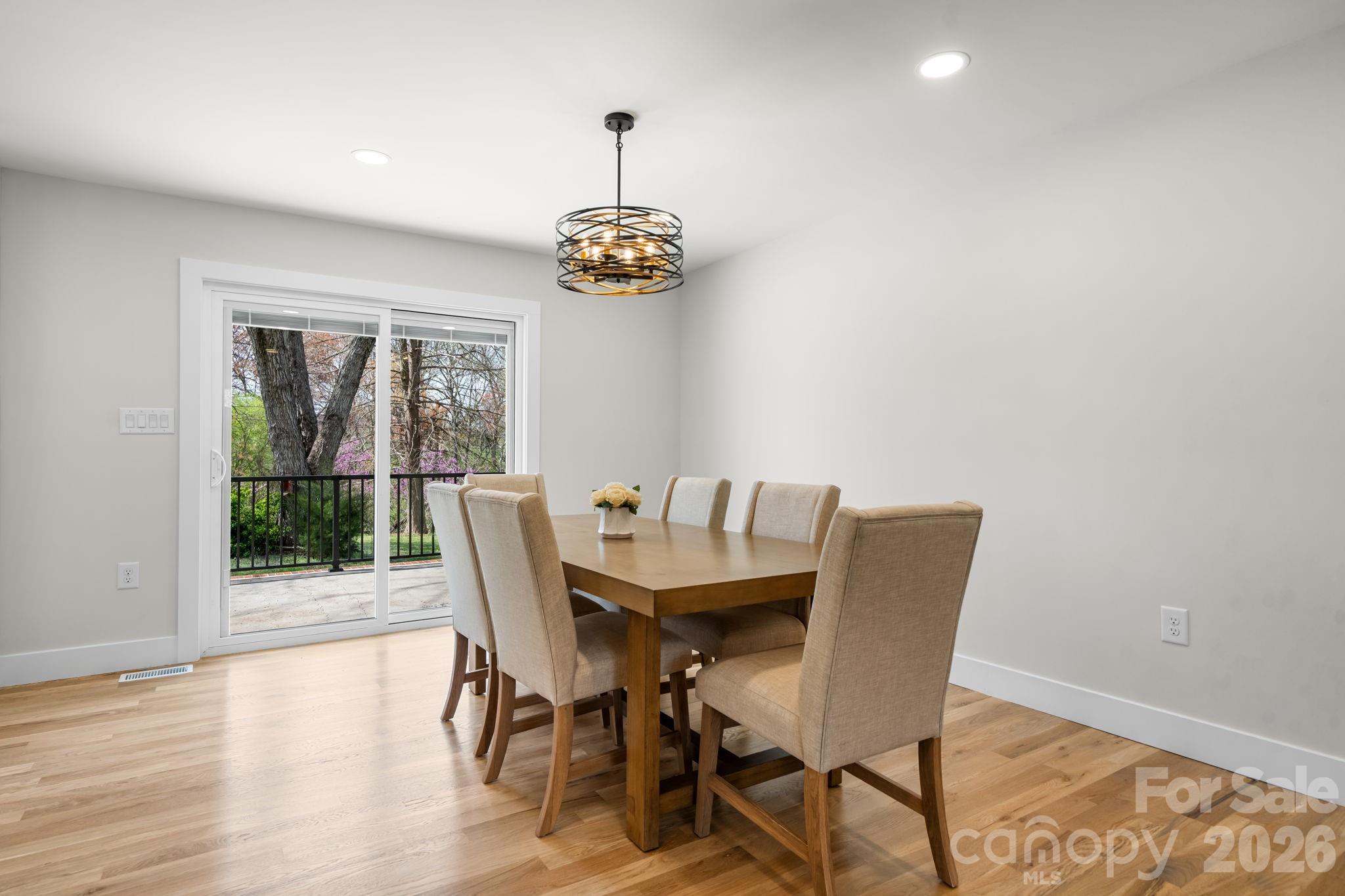 715 Sunridge Drive — Lincolnton