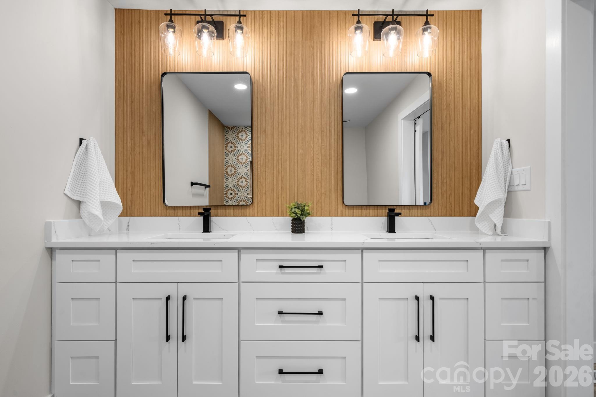 715 Sunridge Drive — Lincolnton