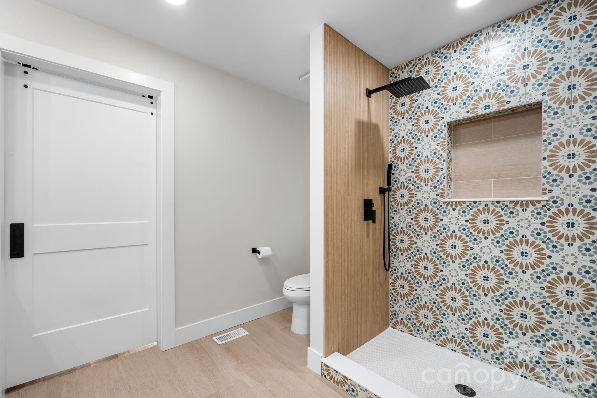 715 Sunridge Drive — Lincolnton