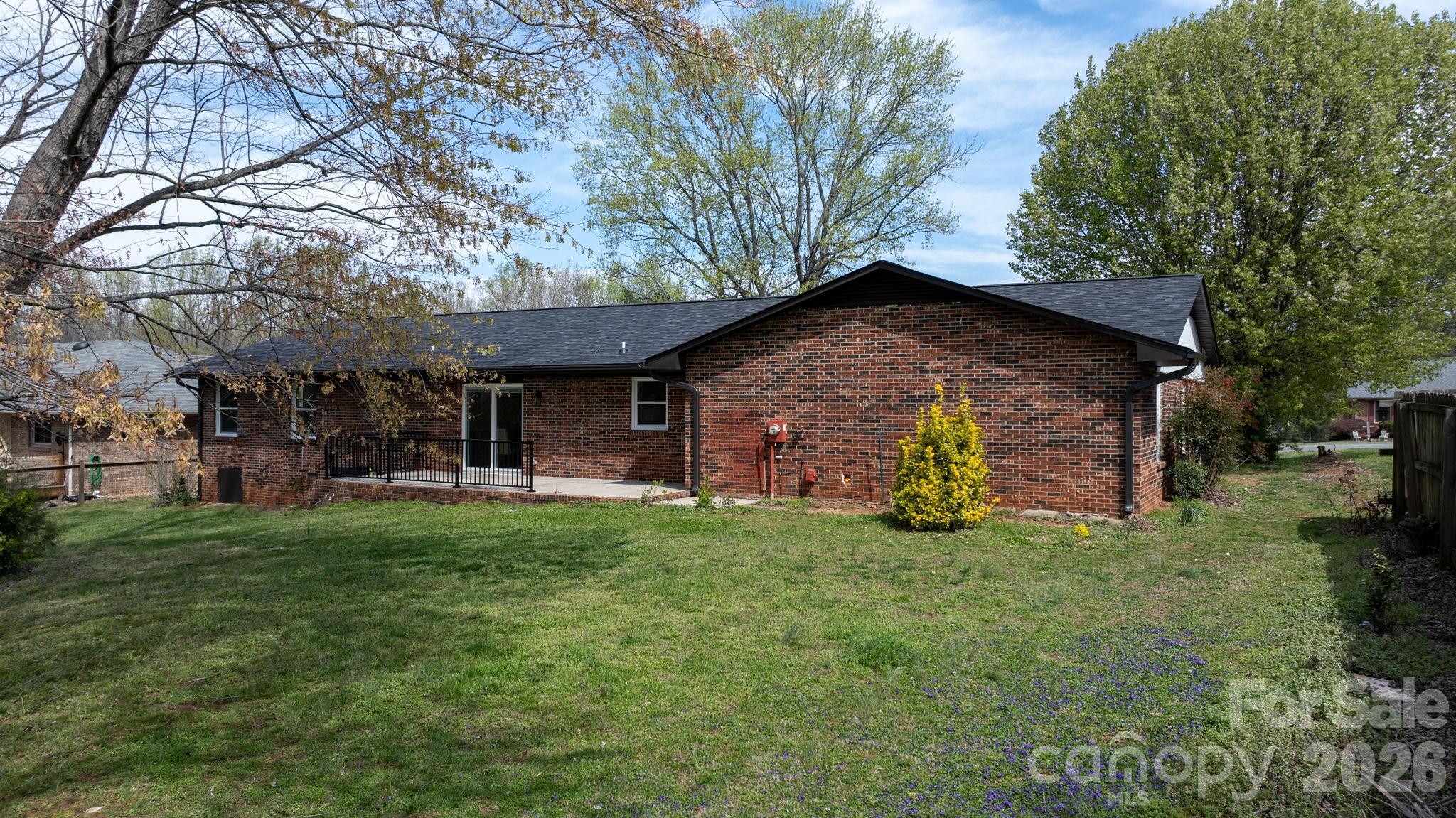 715 Sunridge Drive — Lincolnton