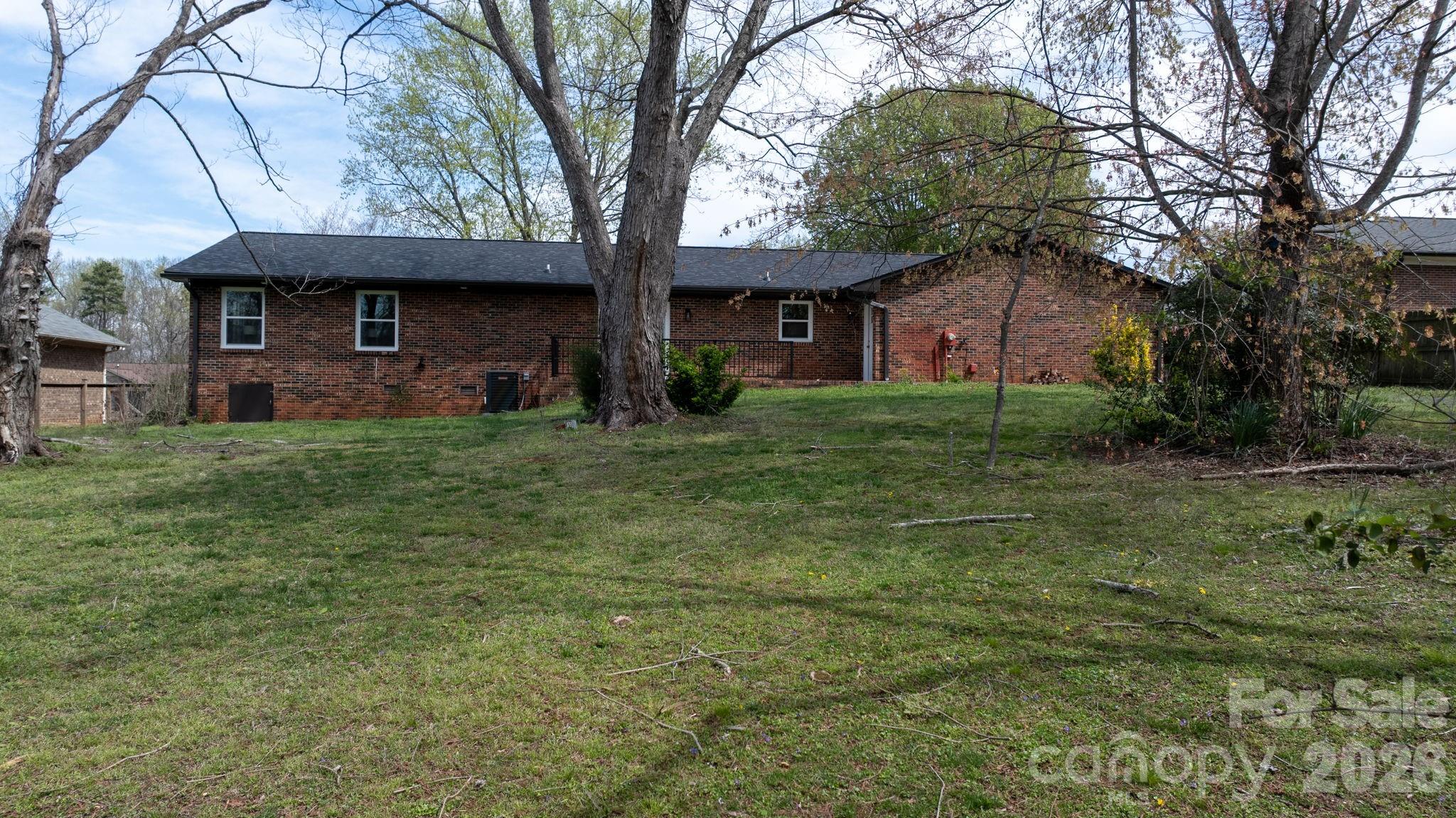 715 Sunridge Drive — Lincolnton