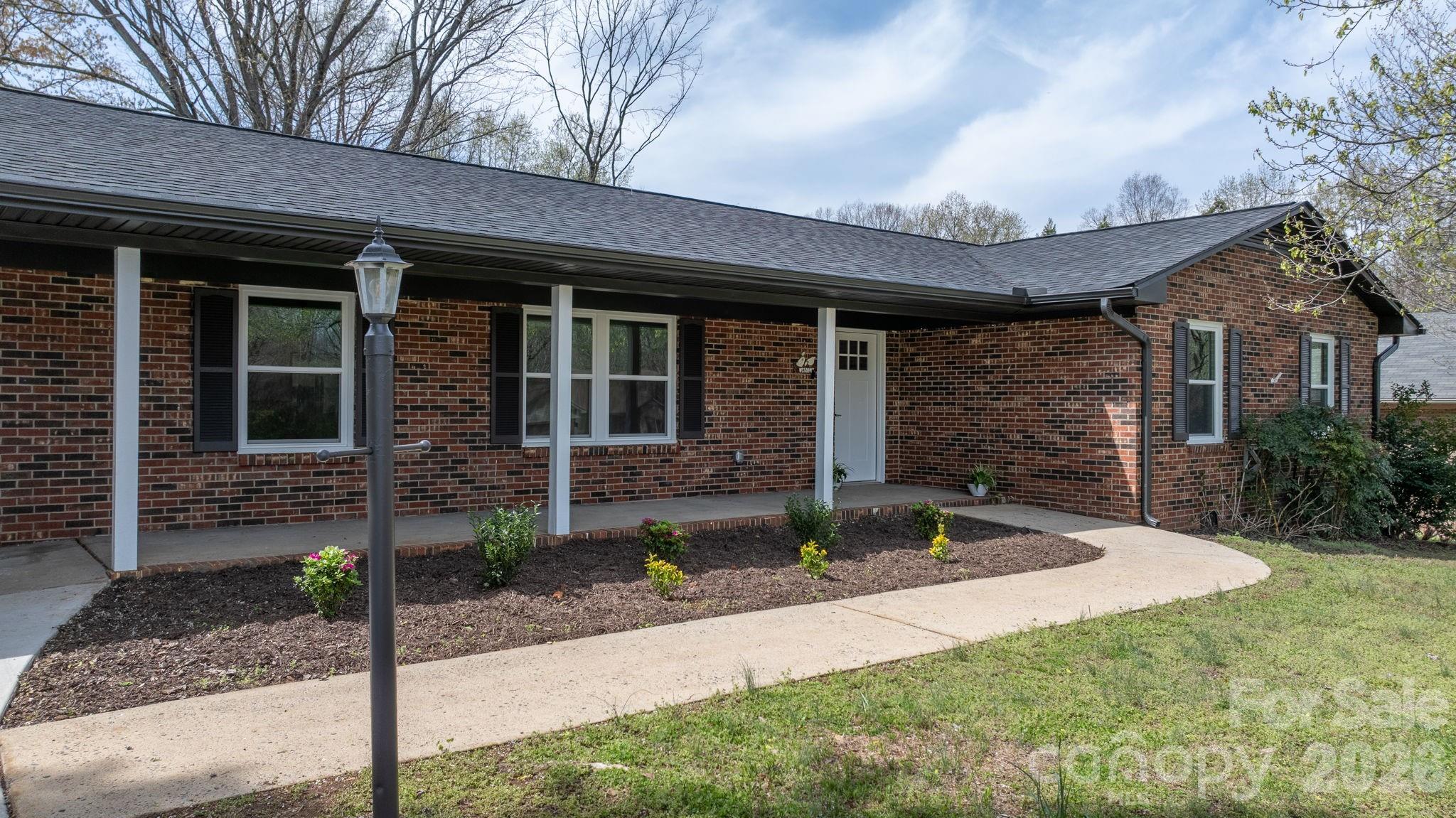 715 Sunridge Drive — Lincolnton