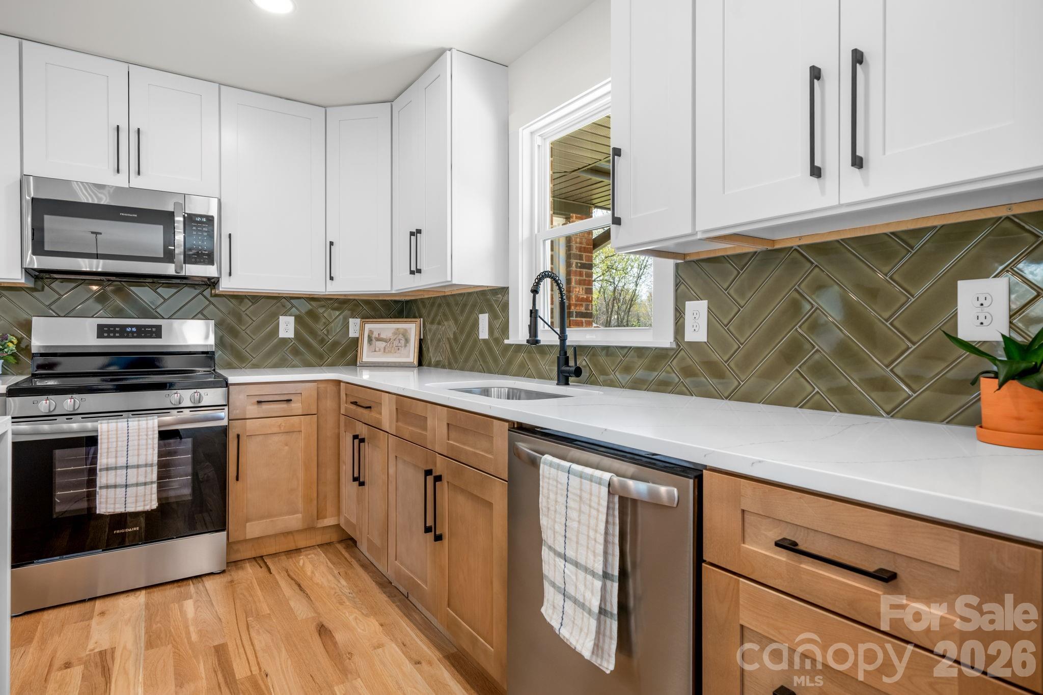 715 Sunridge Drive — Lincolnton