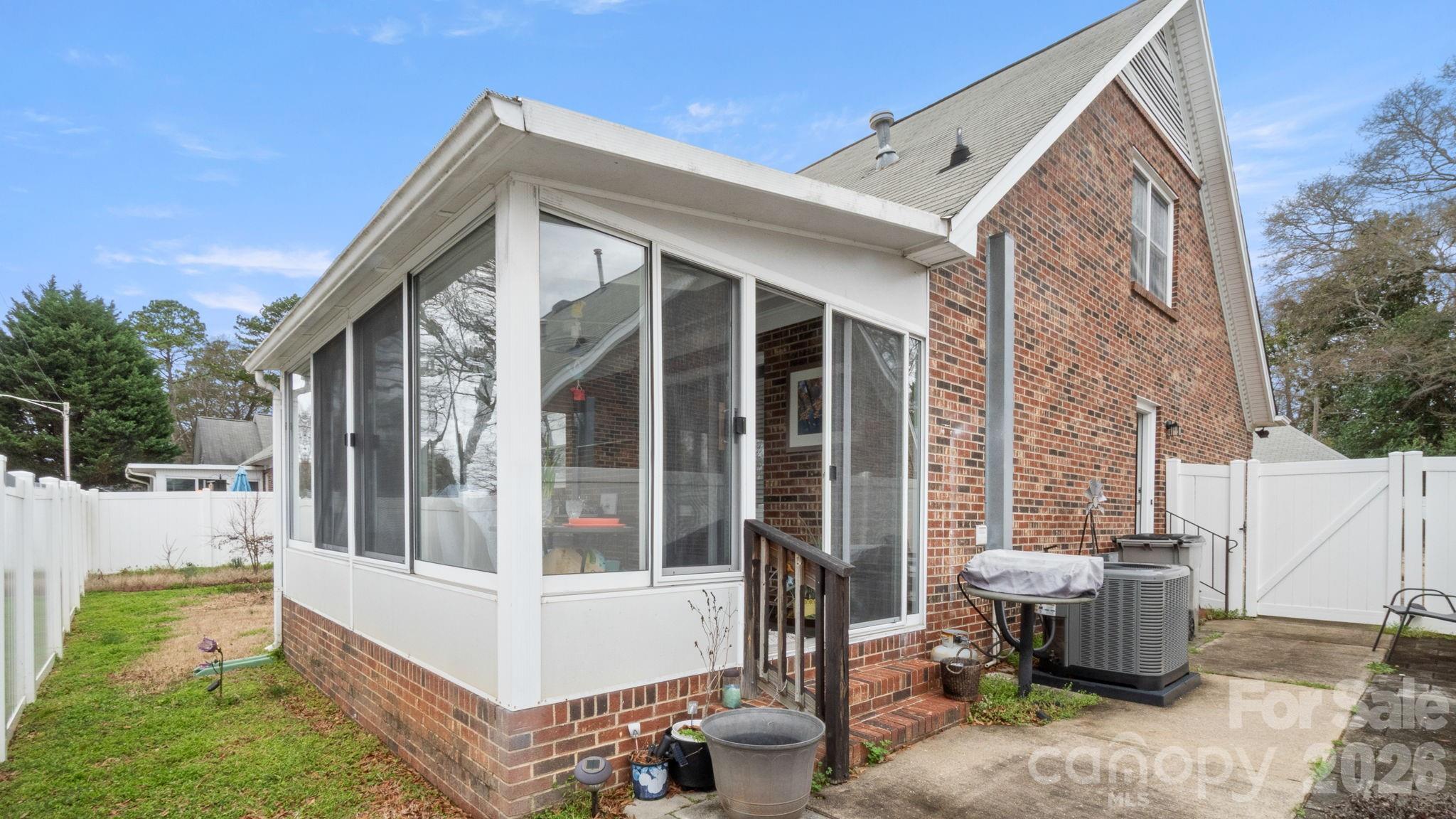 691 Carlton Drive — Gastonia