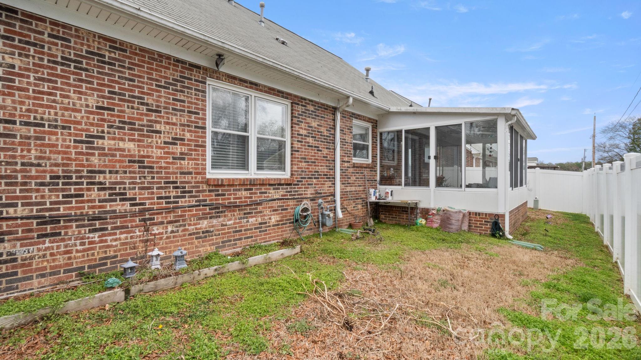 691 Carlton Drive — Gastonia