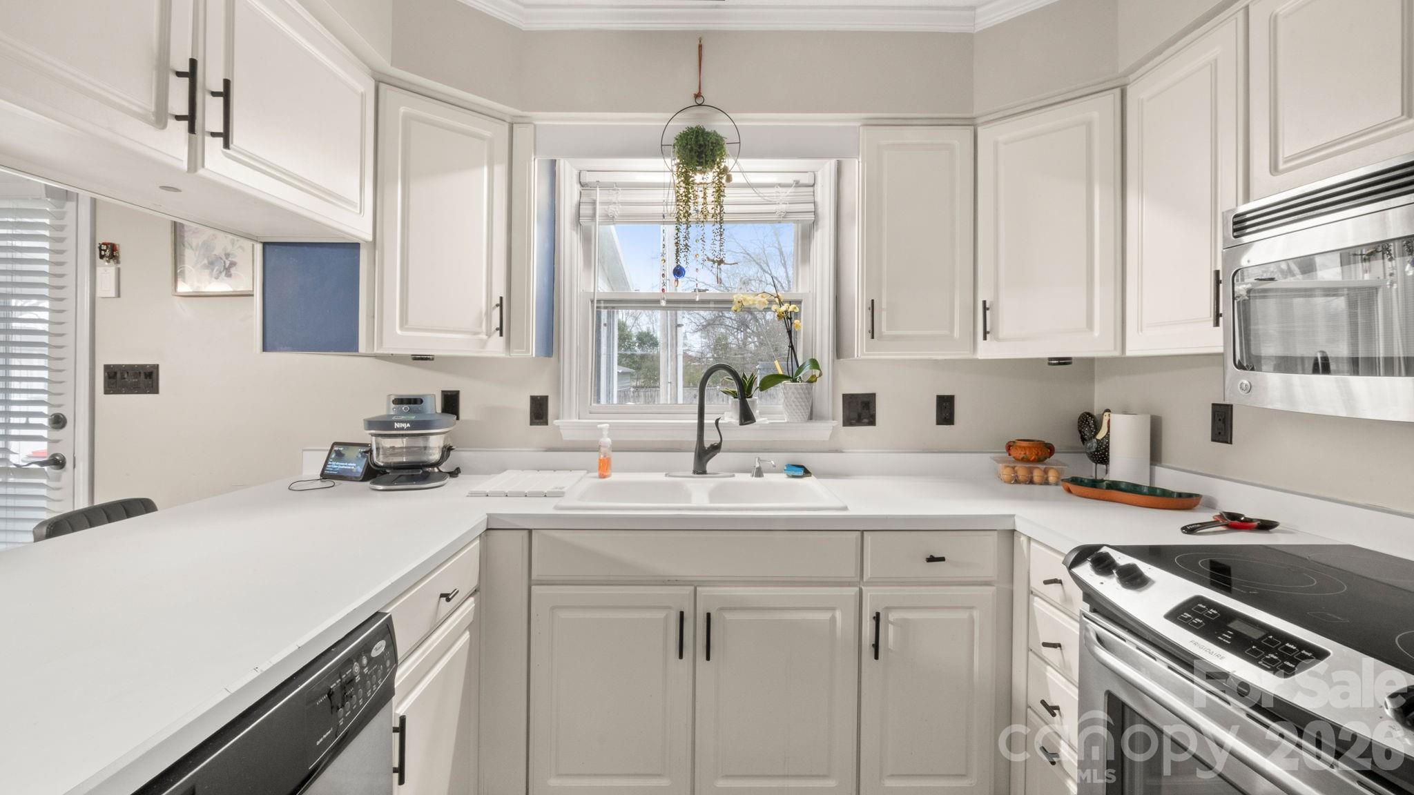 691 Carlton Drive — Gastonia