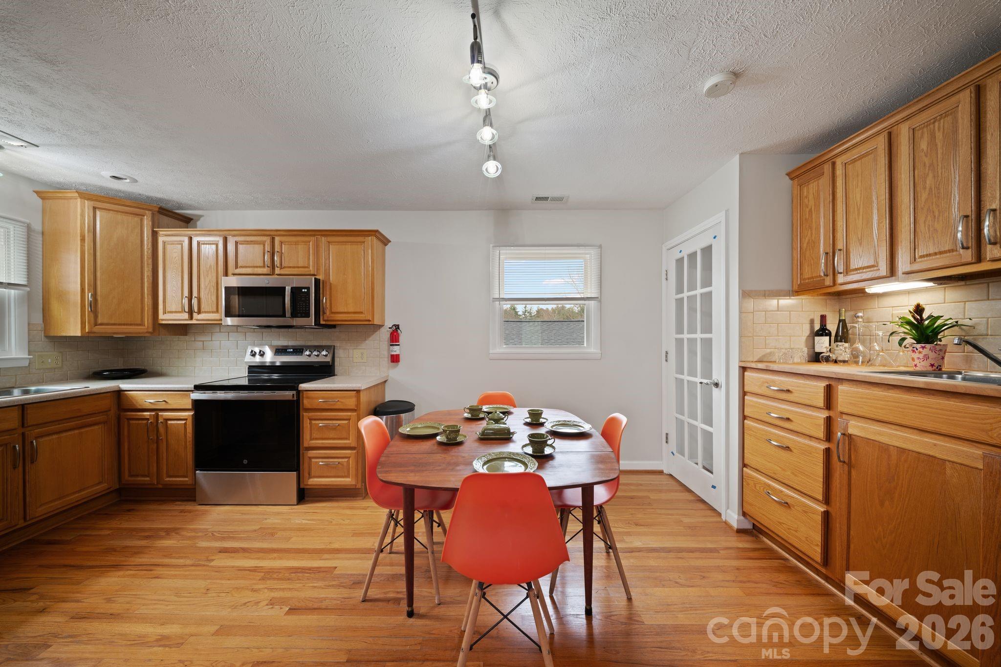 26 Cedar Hill Road — Asheville