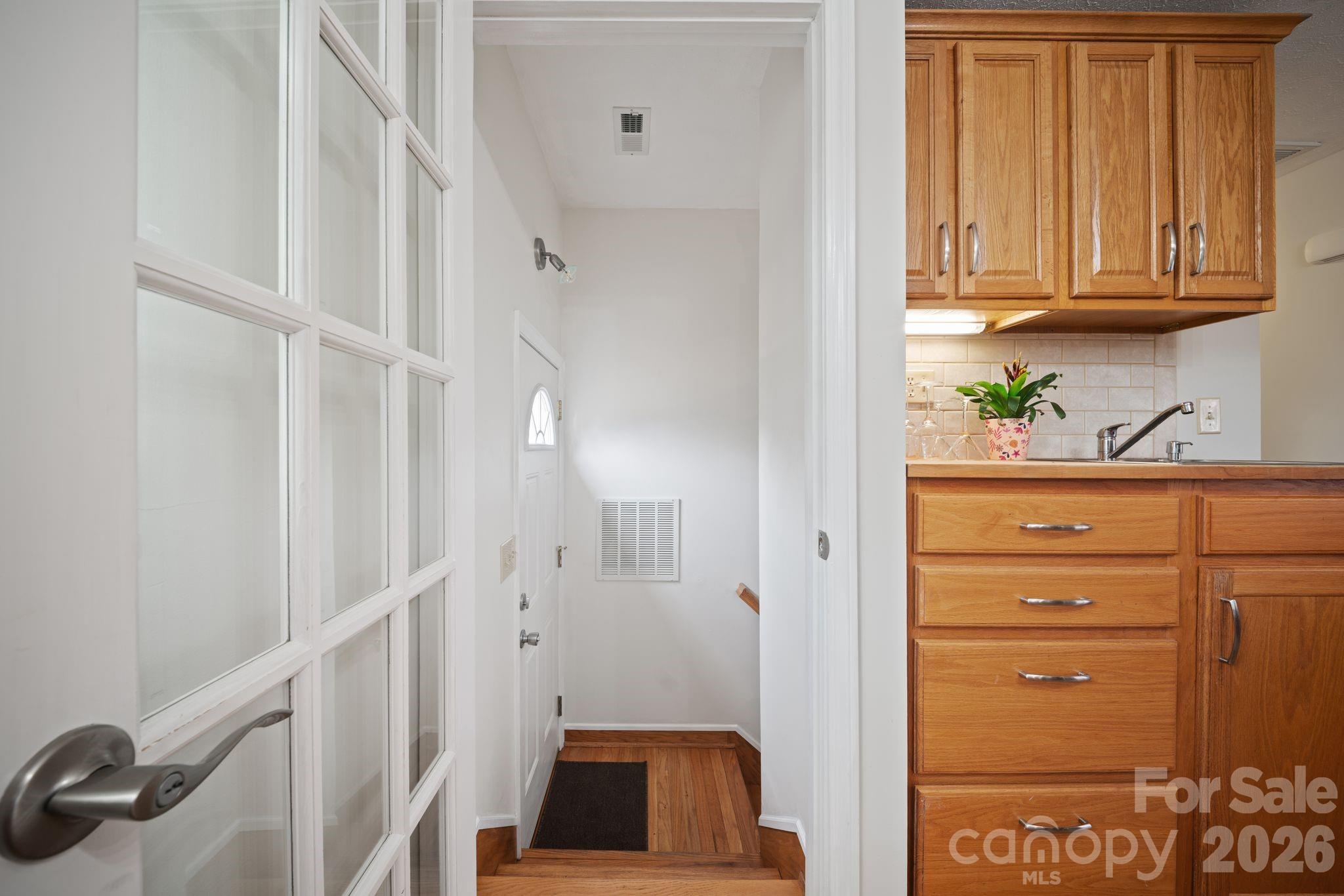 26 Cedar Hill Road — Asheville