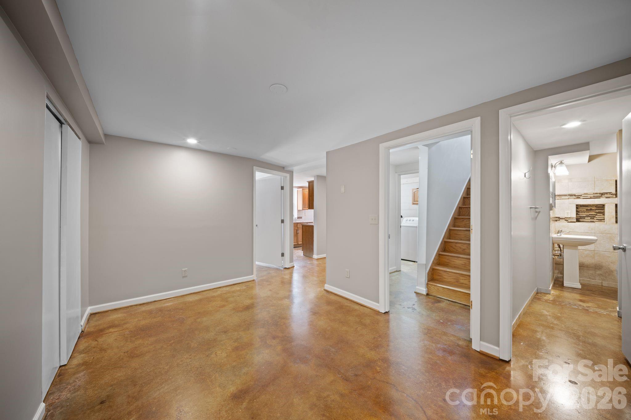 26 Cedar Hill Road — Asheville