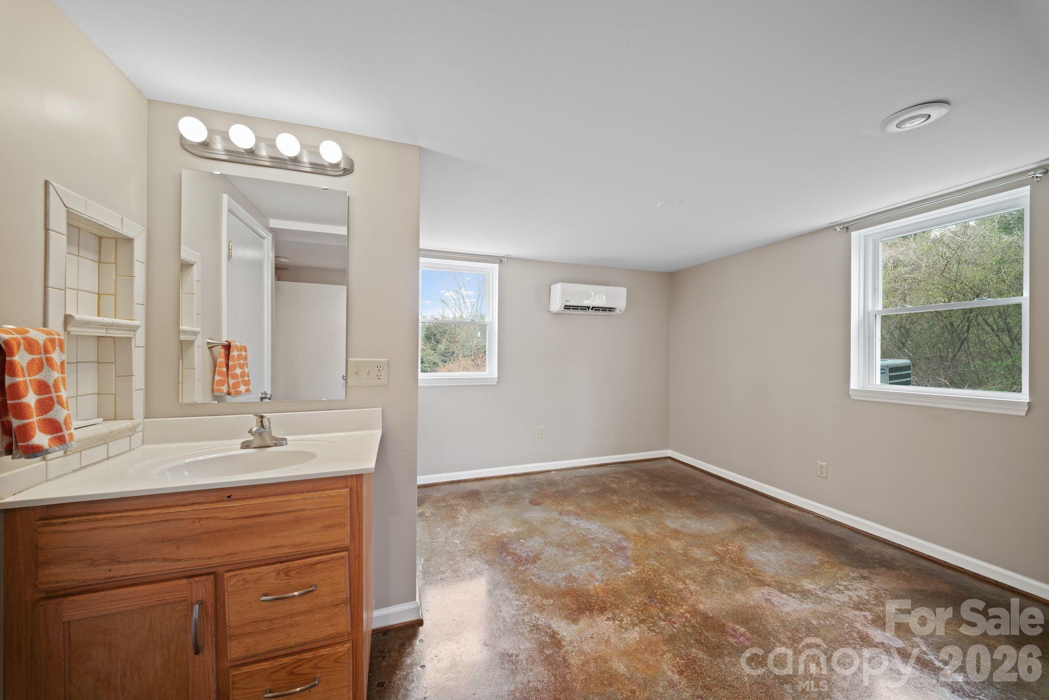 26 Cedar Hill Road — Asheville