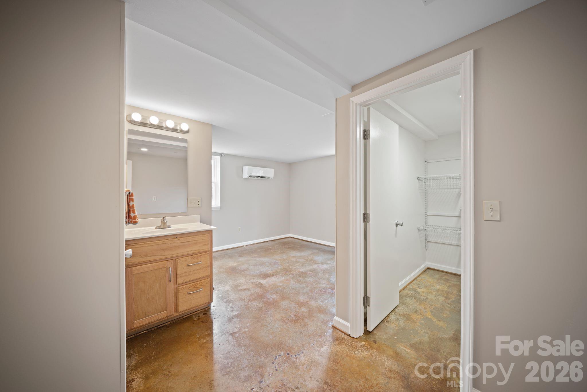 26 Cedar Hill Road — Asheville