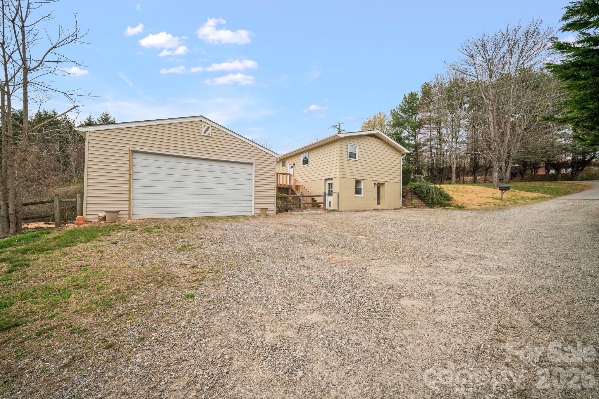 26 Cedar Hill Road — Asheville