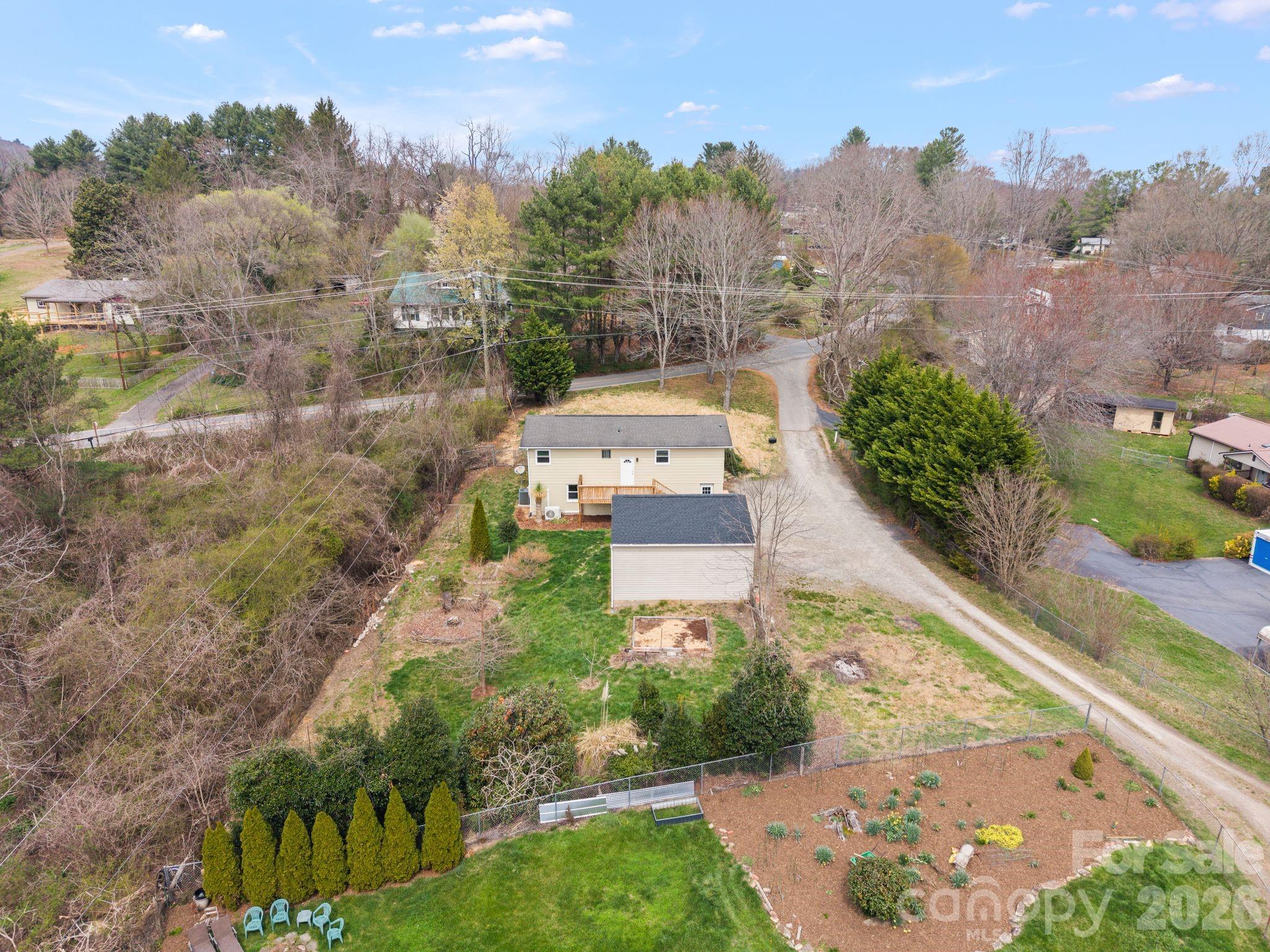 26 Cedar Hill Road — Asheville