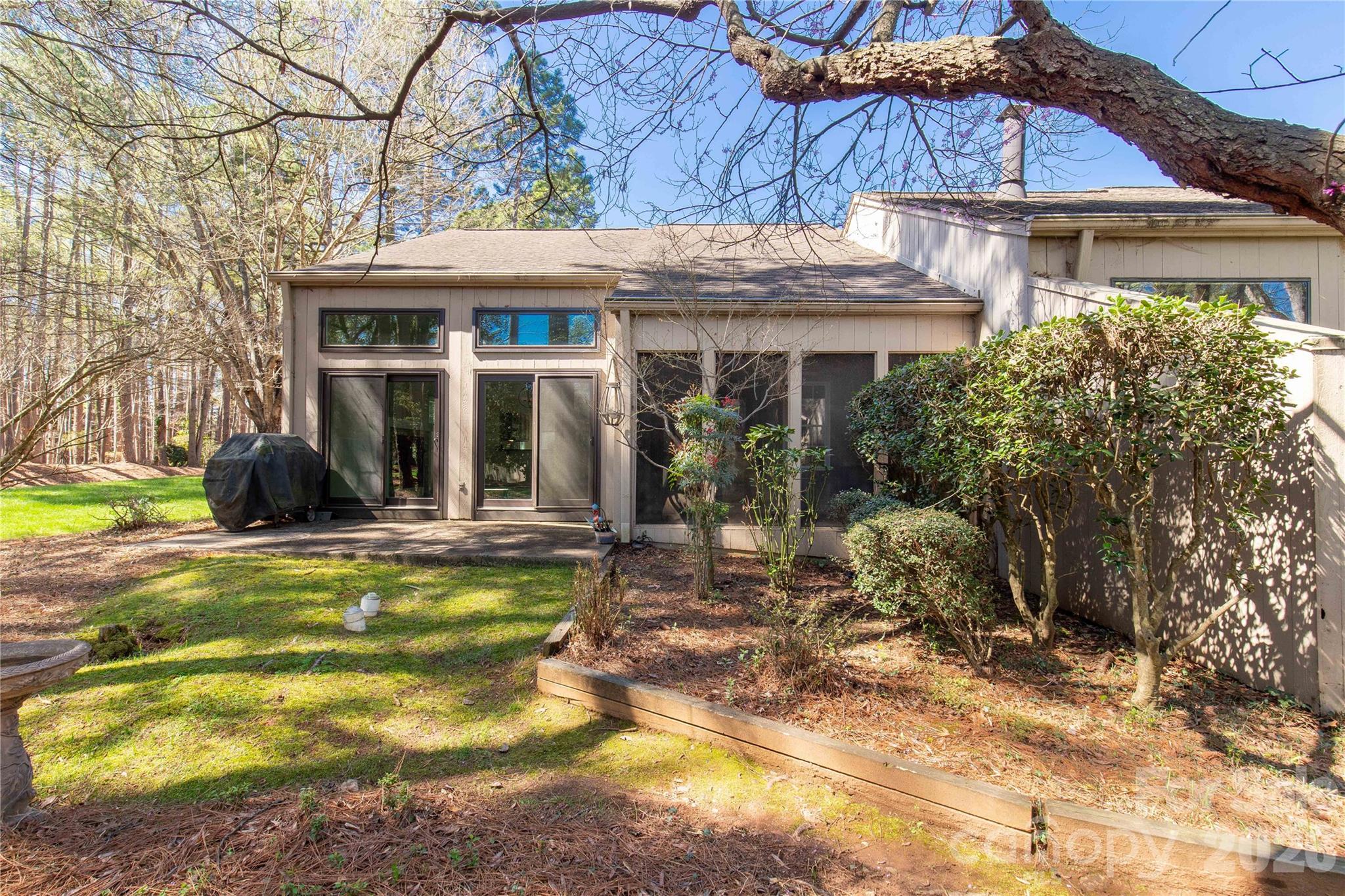 141 Greenridge Road — Clover