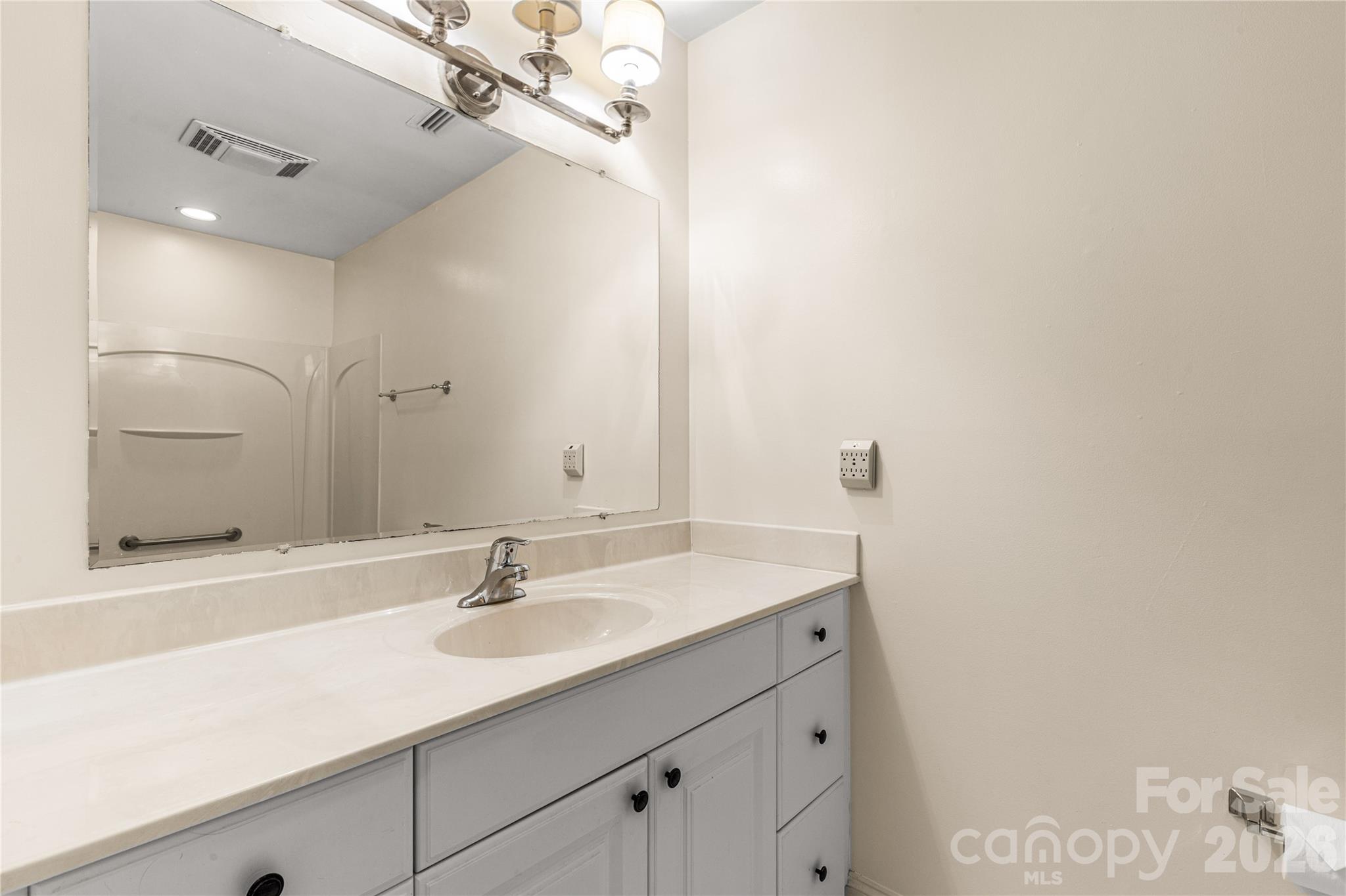 141 Greenridge Road — Clover