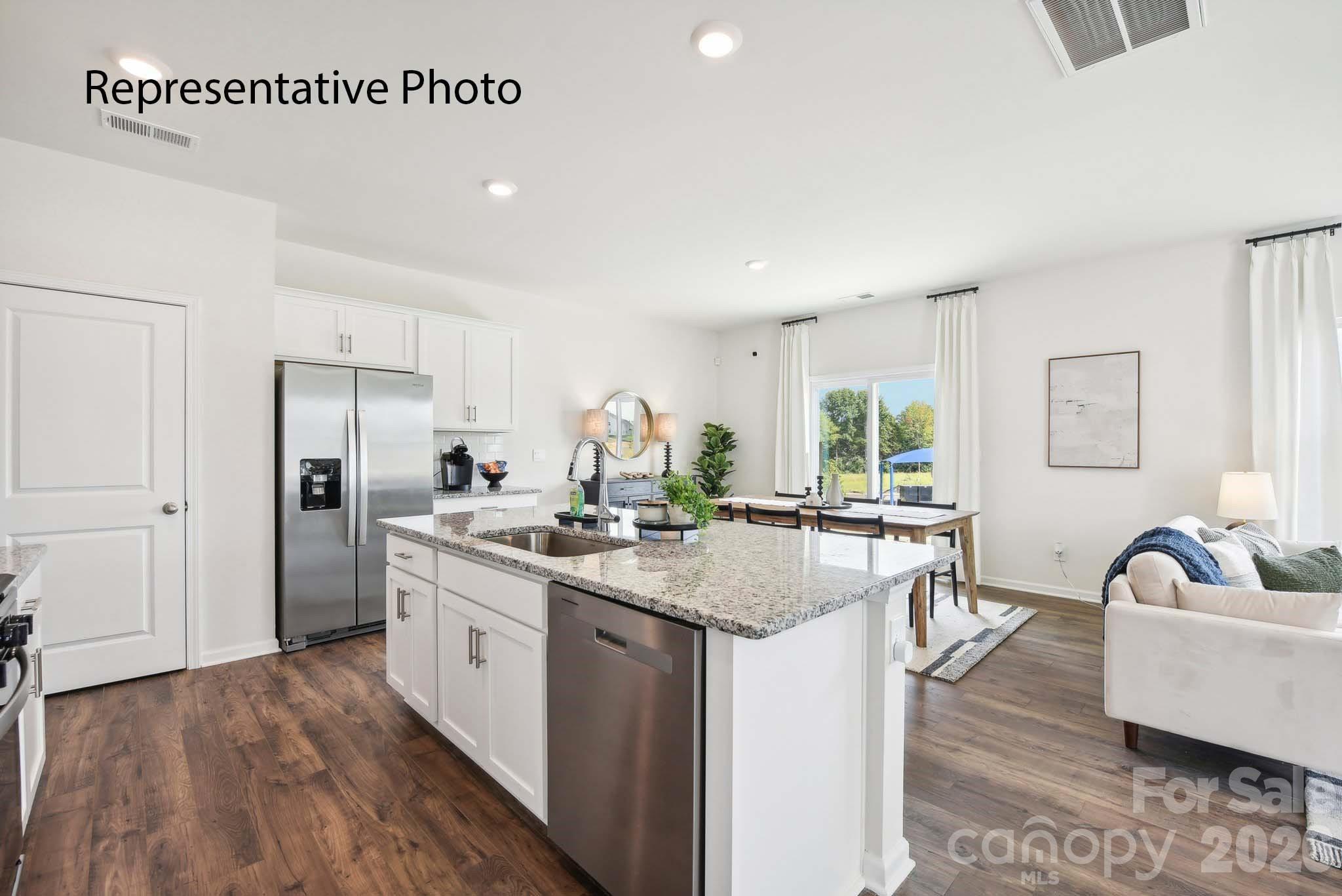 1320 Lily Drive — Richburg