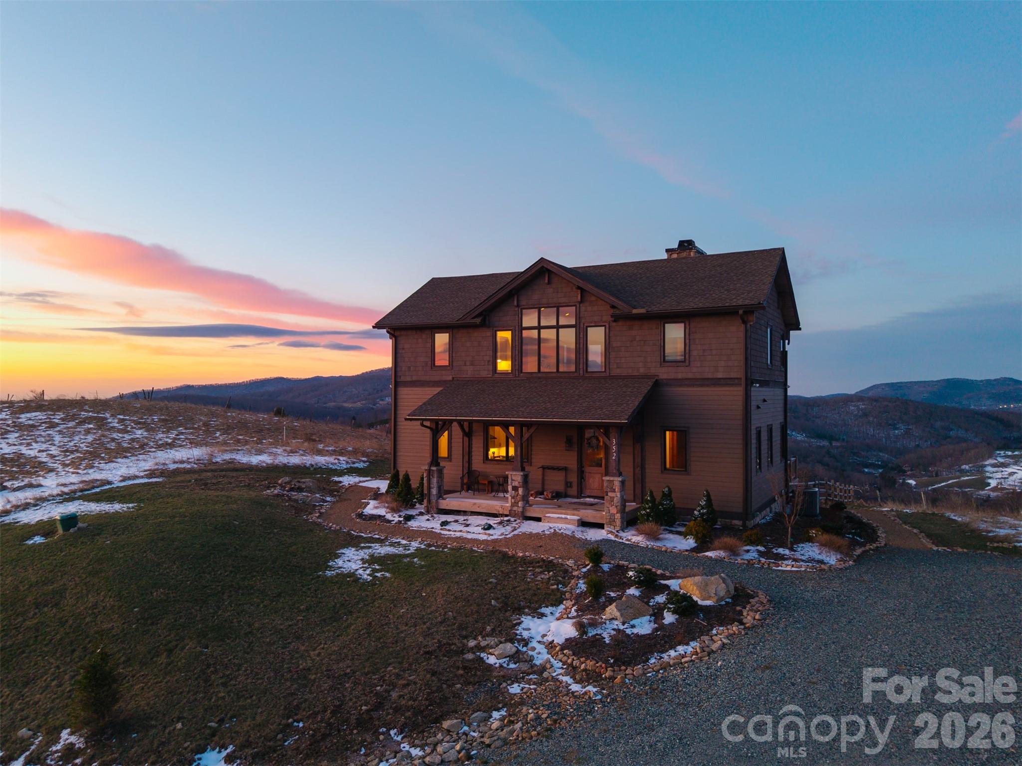 352 Great Sky Drive — Banner Elk