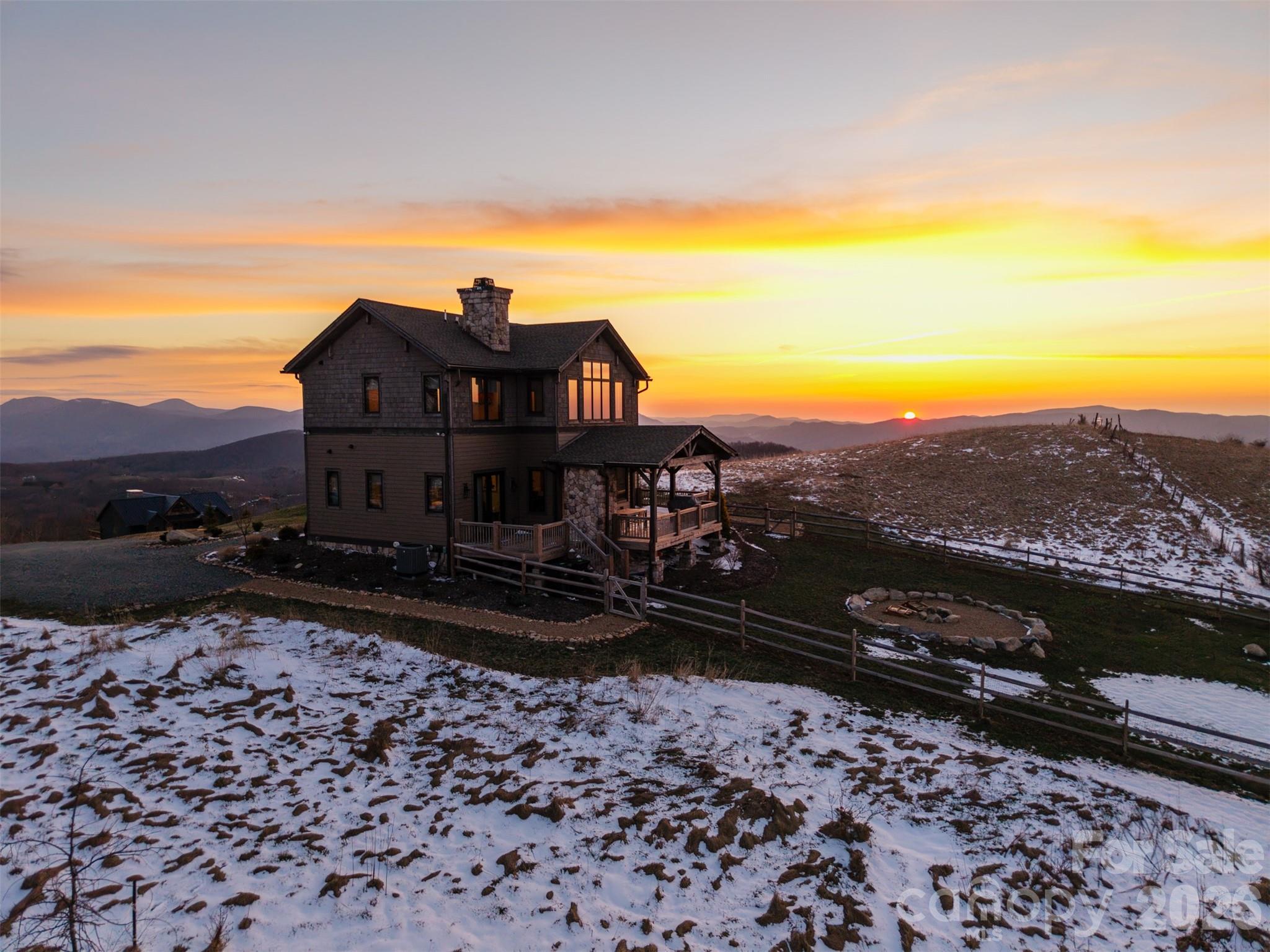 352 Great Sky Drive — Banner Elk