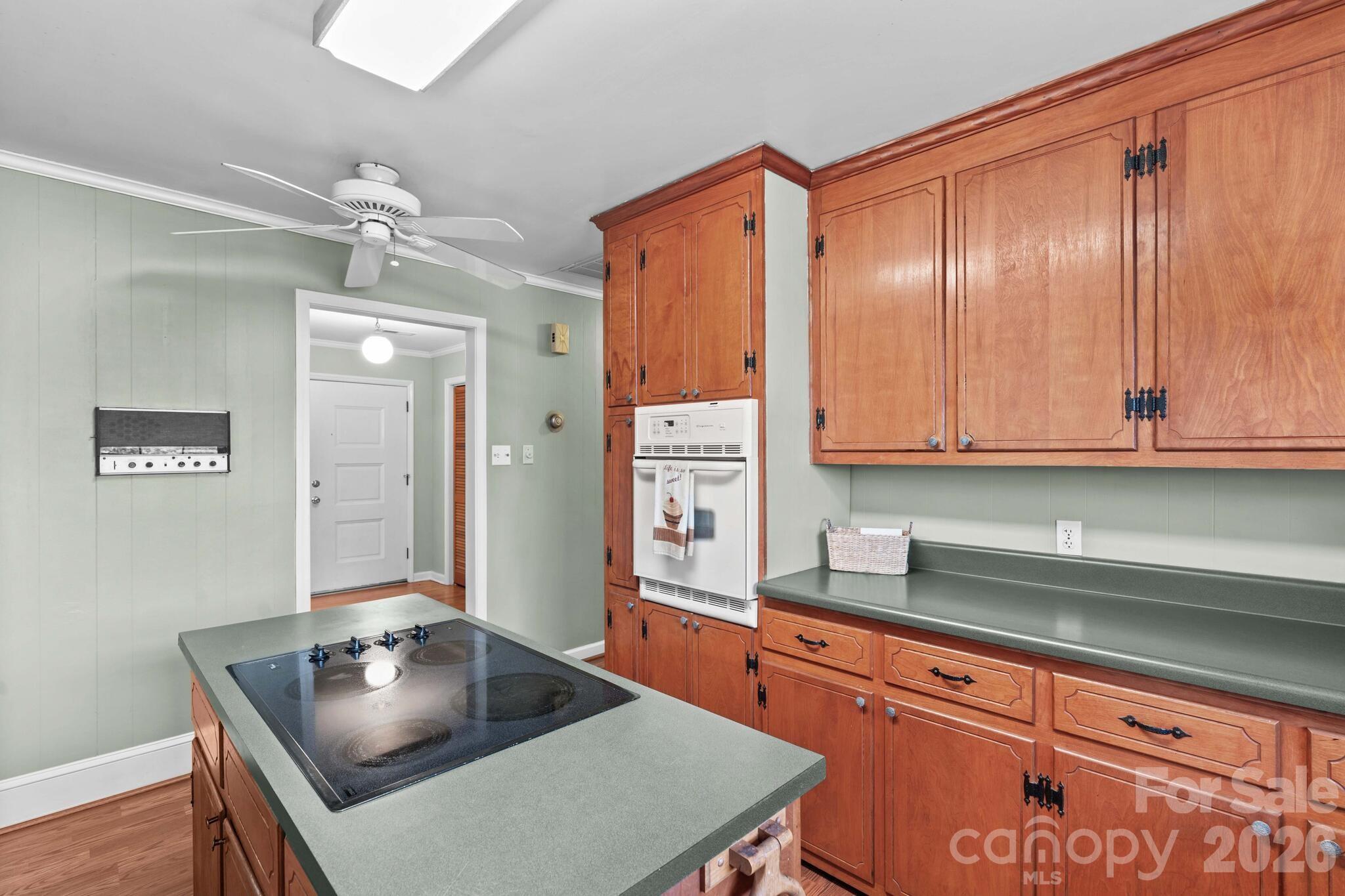 5075 Lakeview Drive — Salisbury