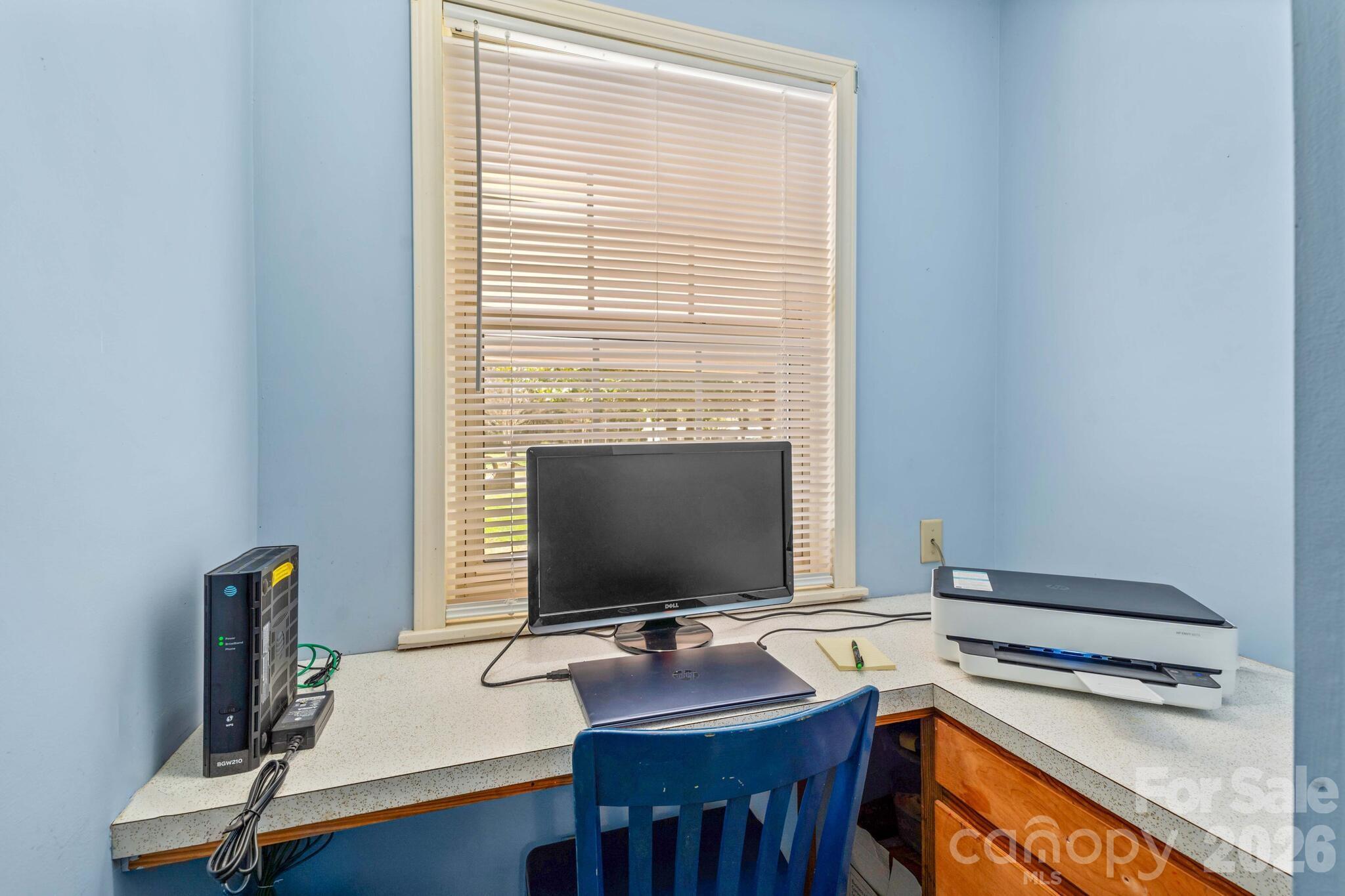 5075 Lakeview Drive — Salisbury