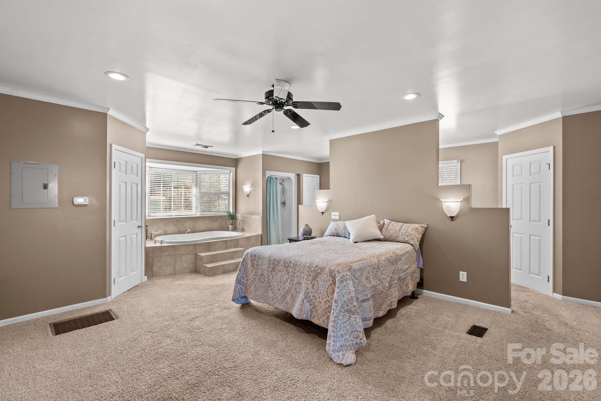 5075 Lakeview Drive — Salisbury