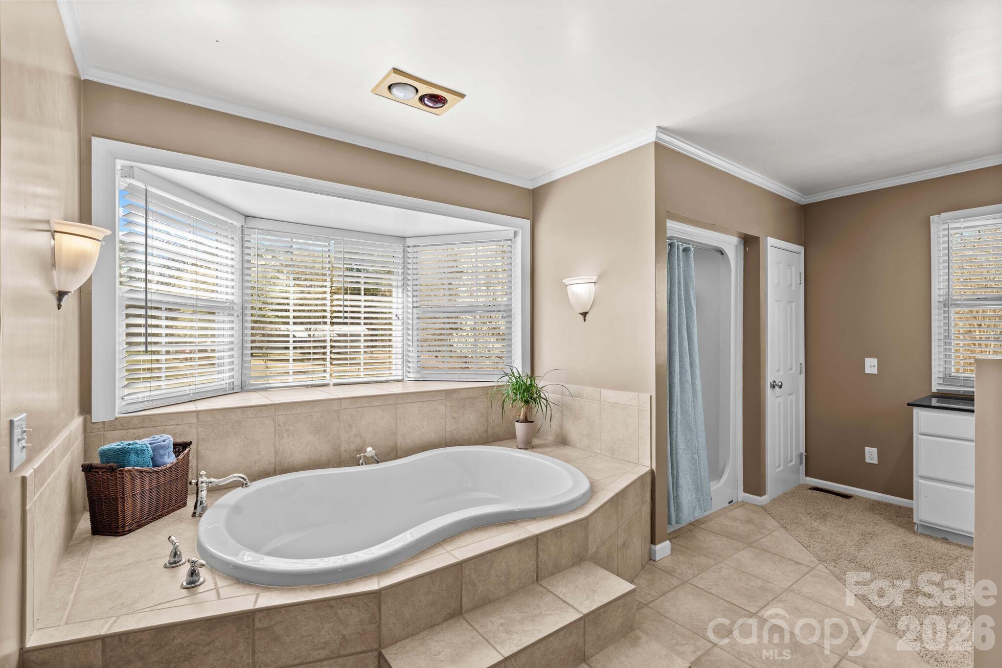 5075 Lakeview Drive — Salisbury