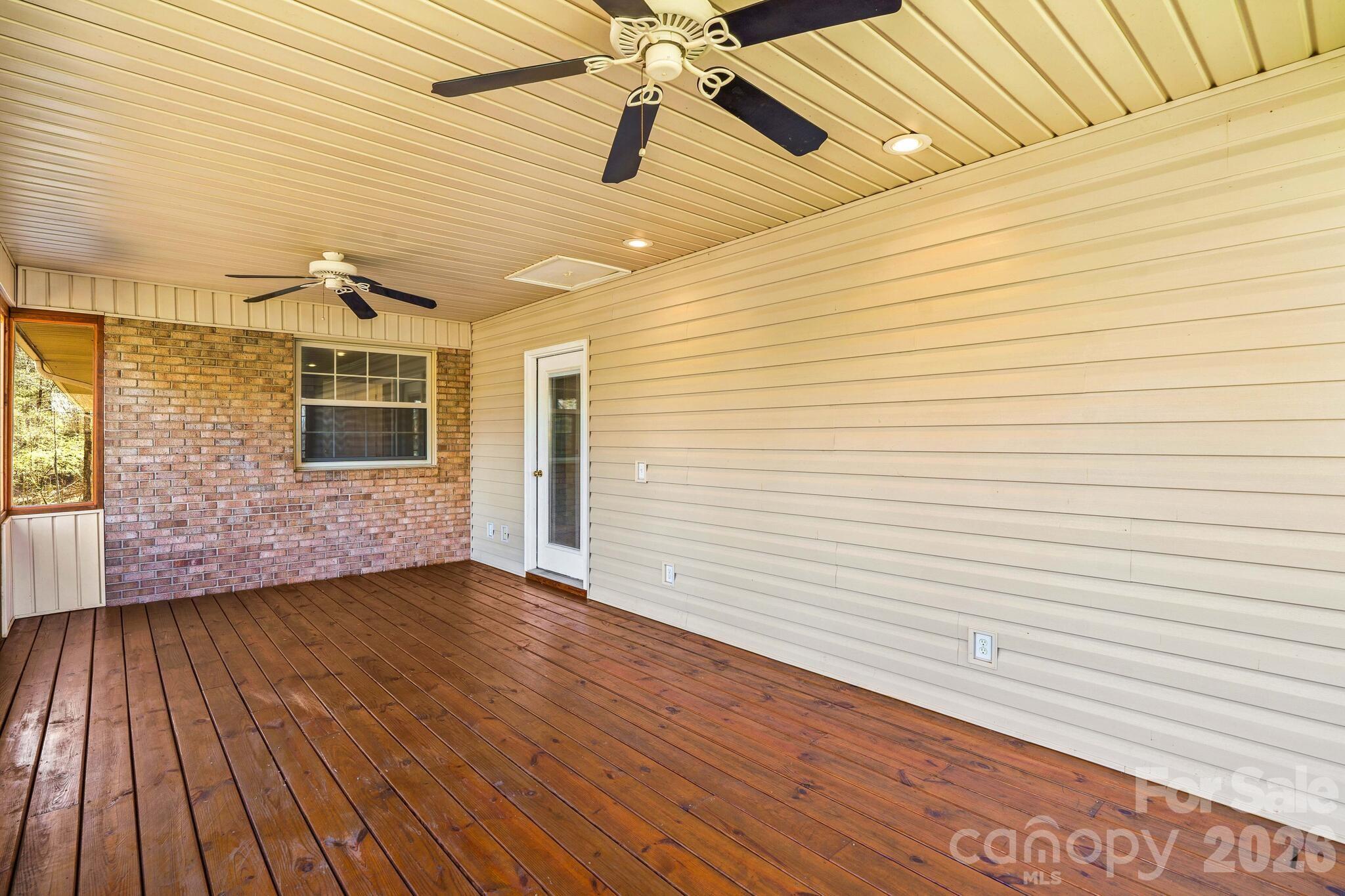 5075 Lakeview Drive — Salisbury
