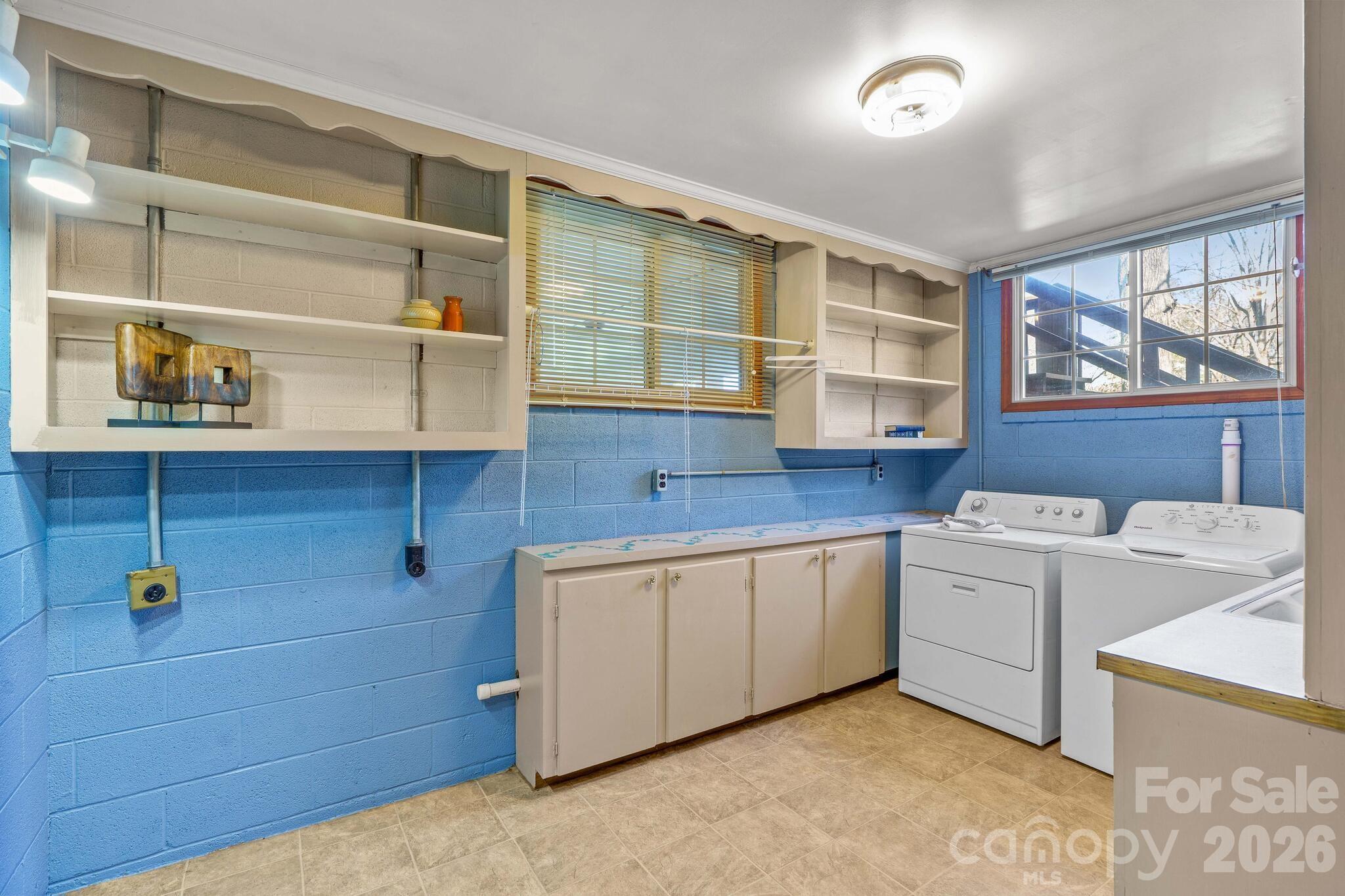 5075 Lakeview Drive — Salisbury