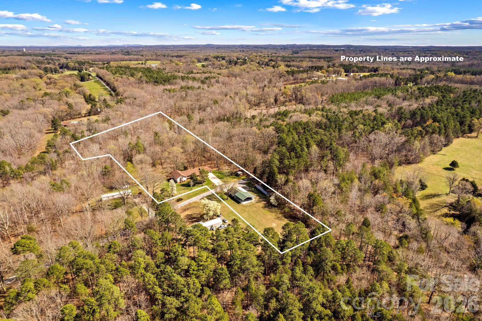 5075 Lakeview Drive — Salisbury