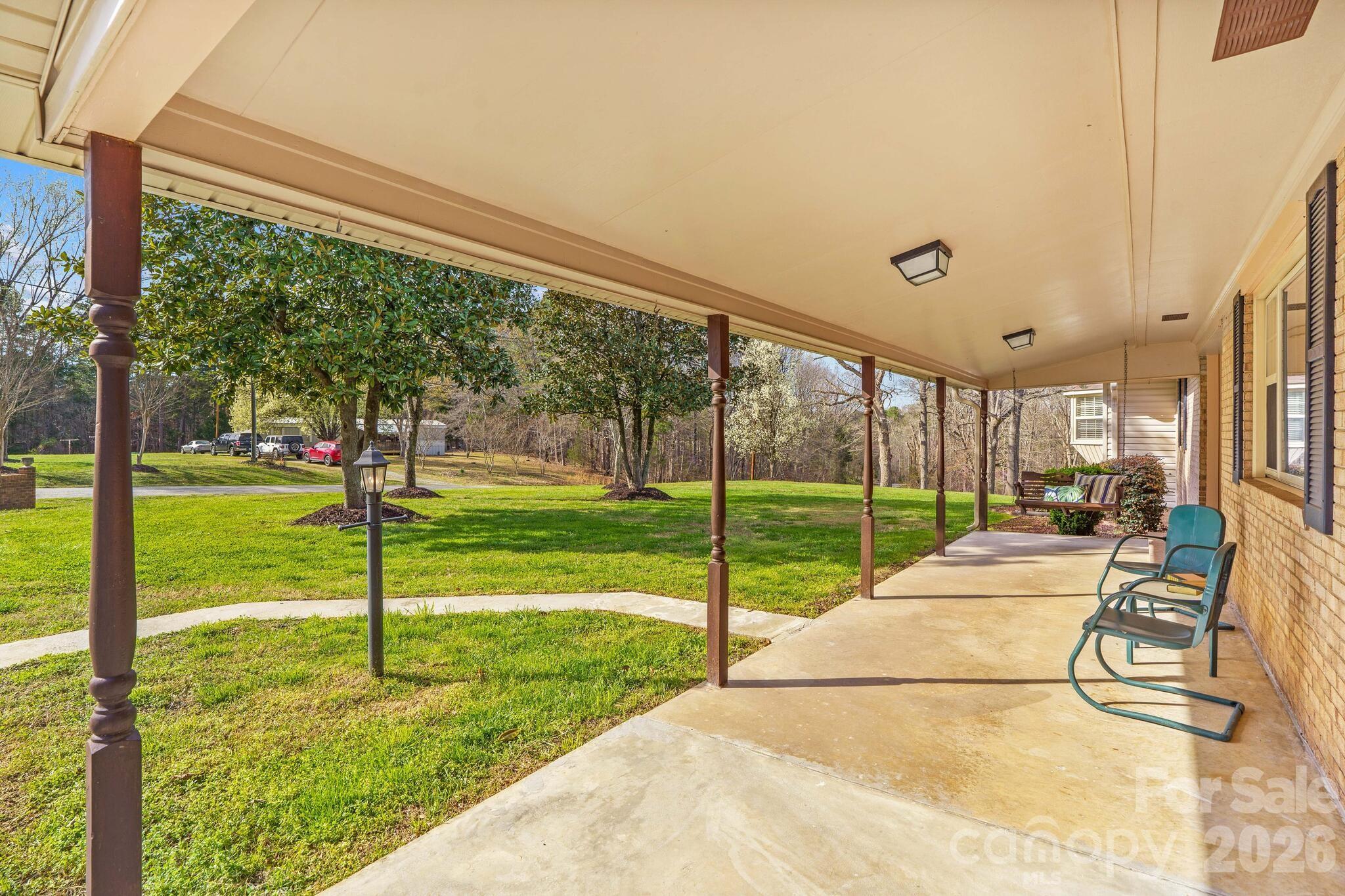 5075 Lakeview Drive — Salisbury
