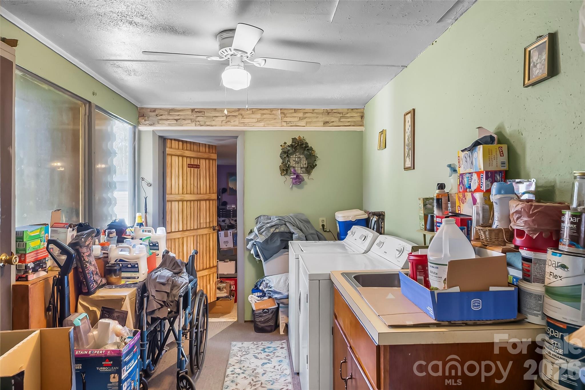 2706 Connelly Springs Road — Granite Falls