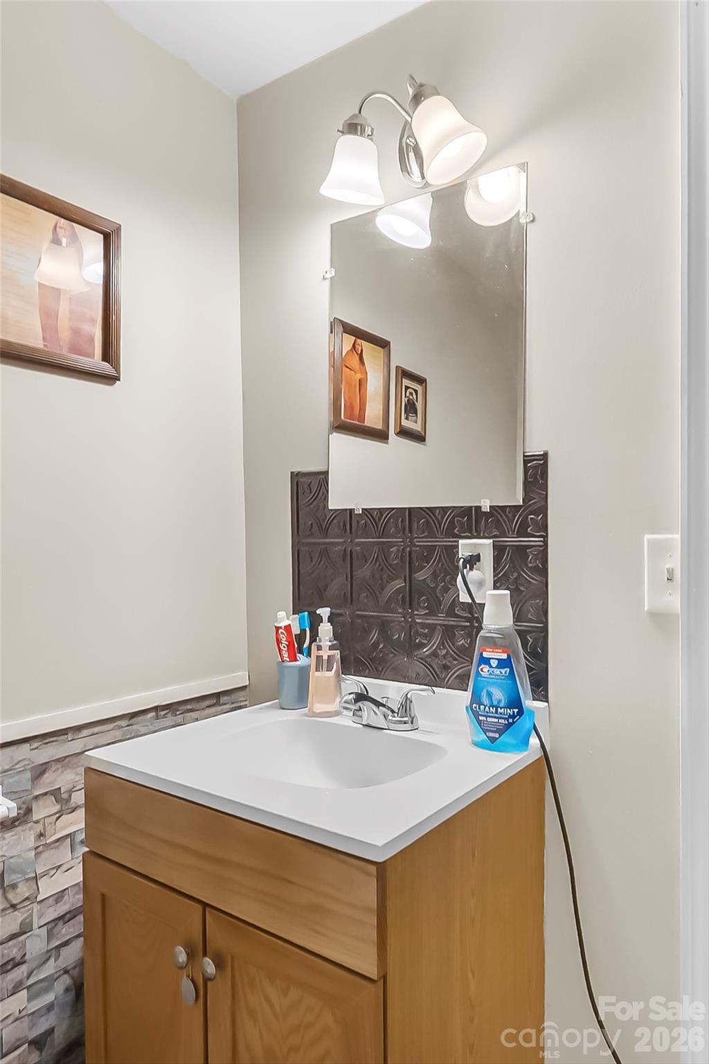 2706 Connelly Springs Road — Granite Falls