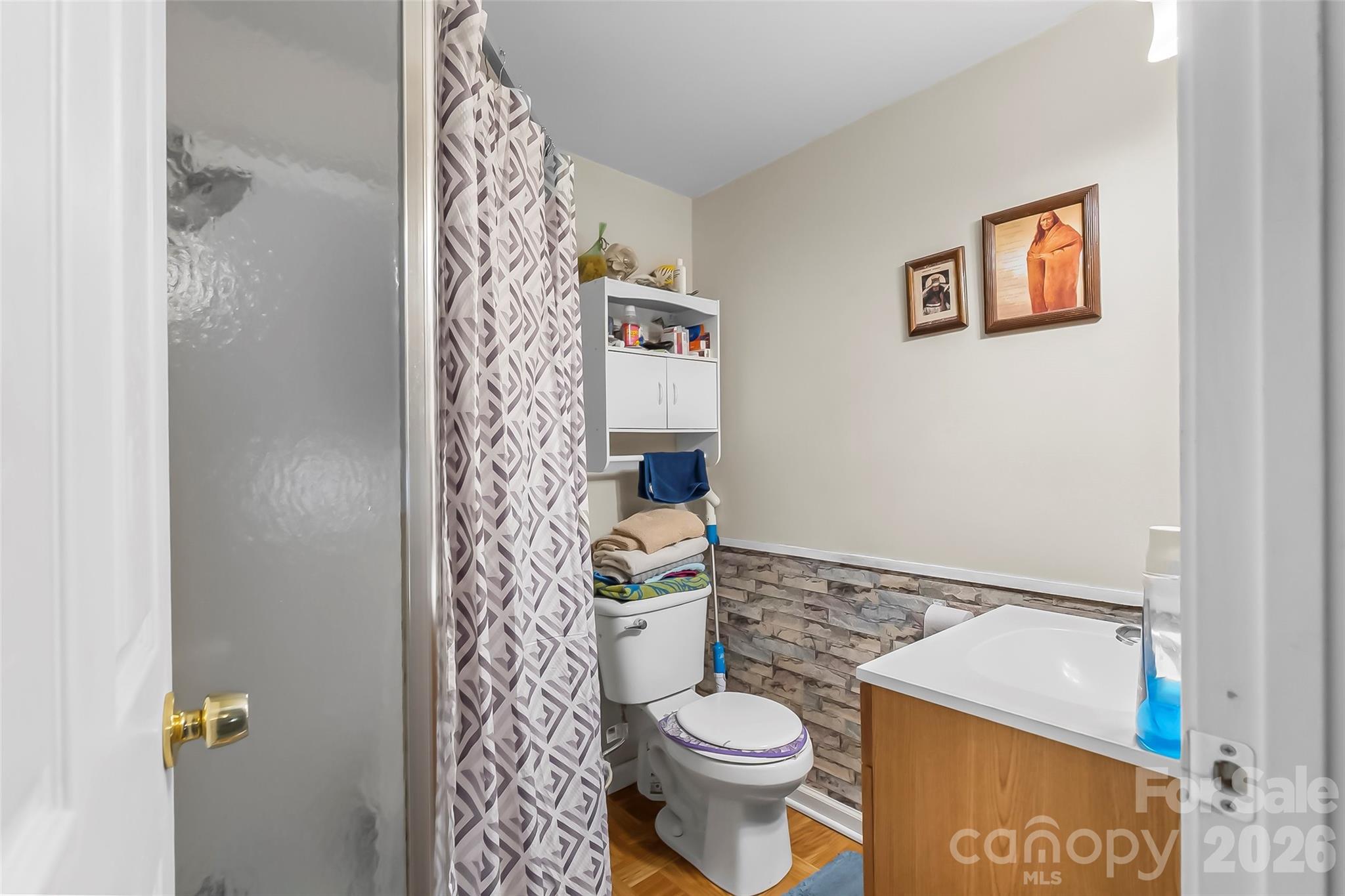 2706 Connelly Springs Road — Granite Falls