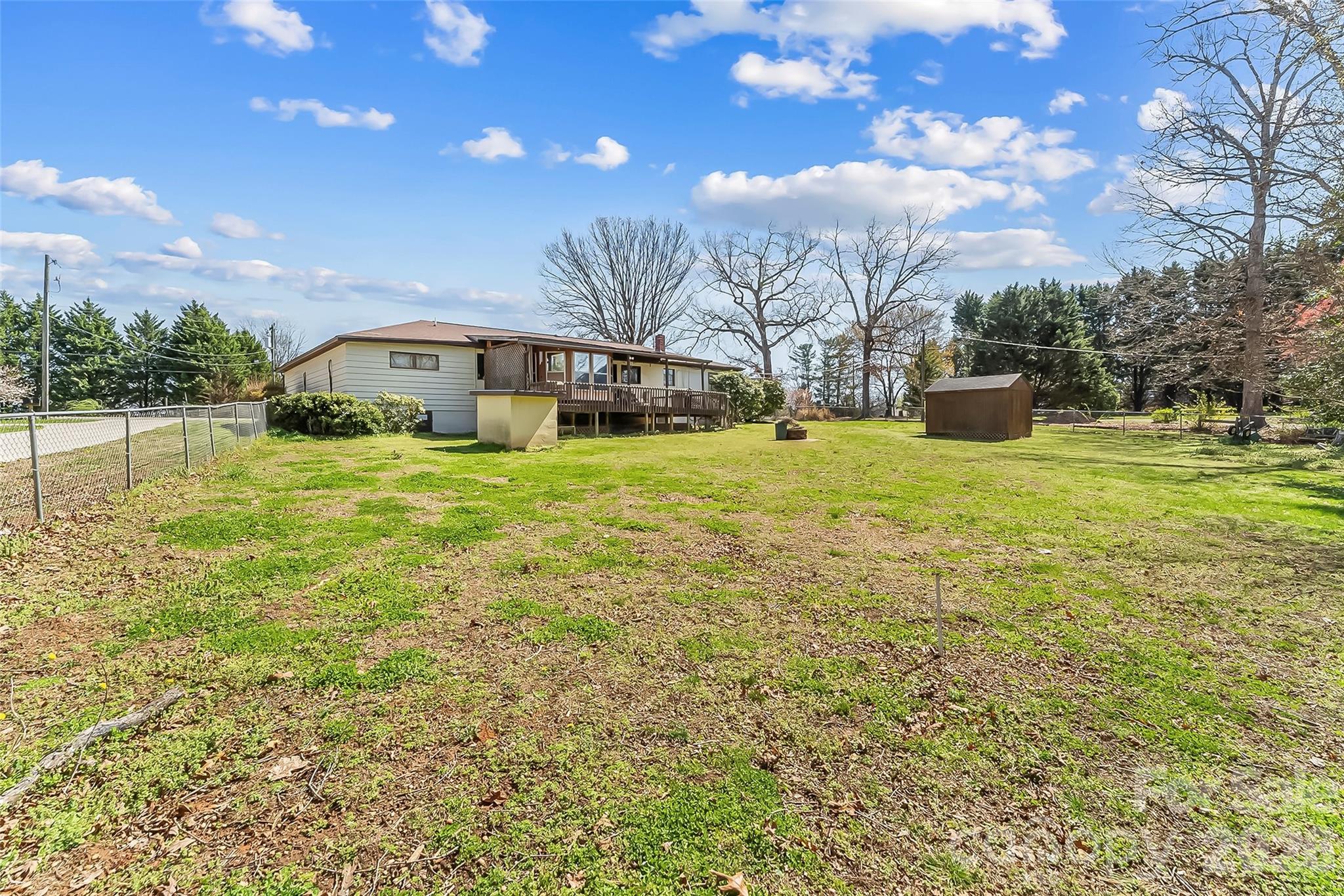 2706 Connelly Springs Road — Granite Falls
