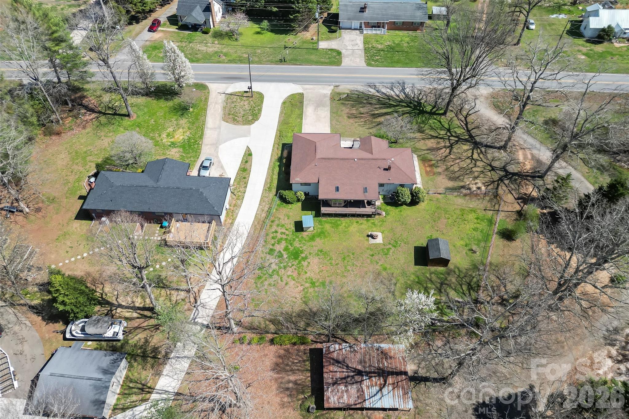 2706 Connelly Springs Road — Granite Falls