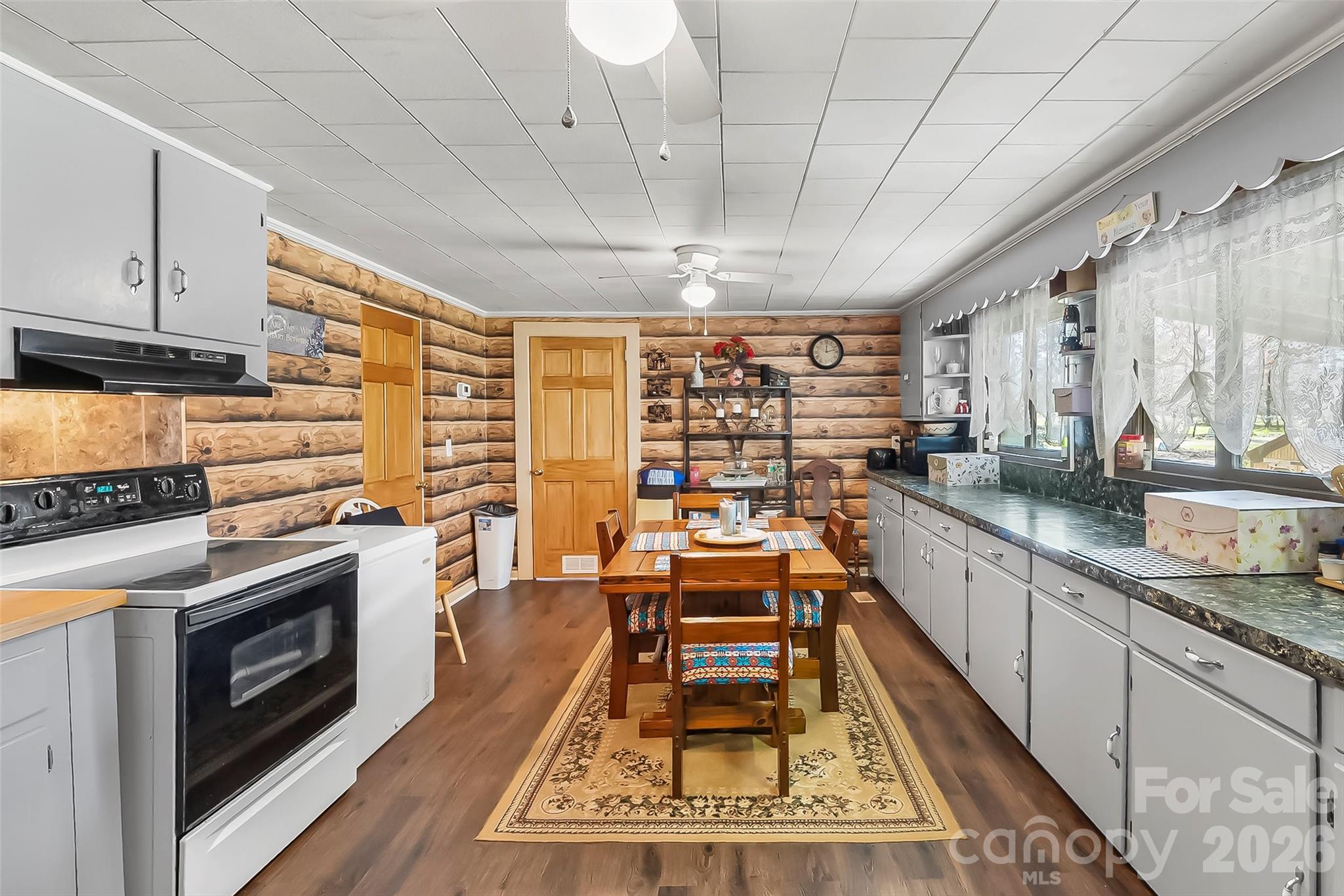 2706 Connelly Springs Road — Granite Falls