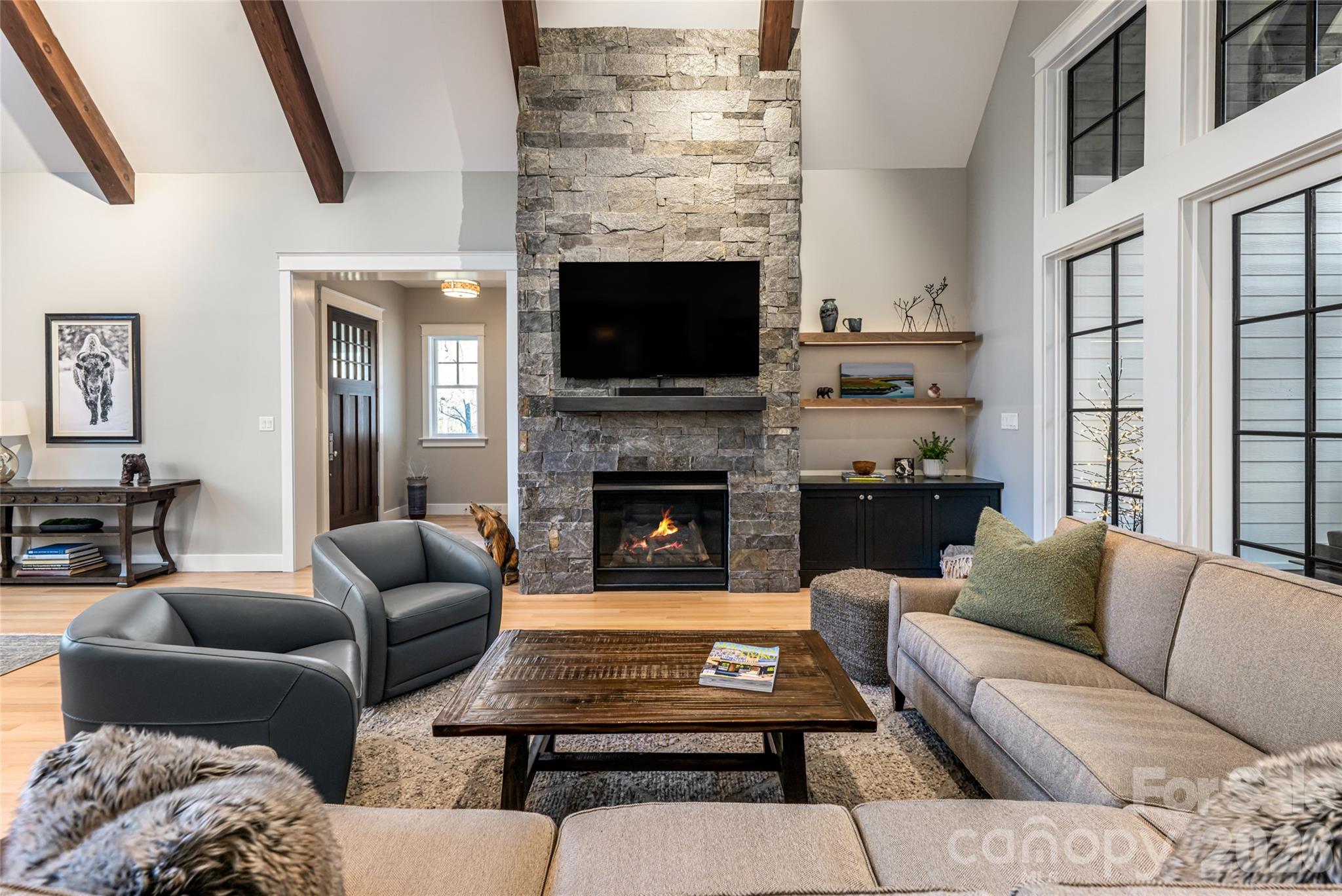 450 Barrington Drive — Asheville