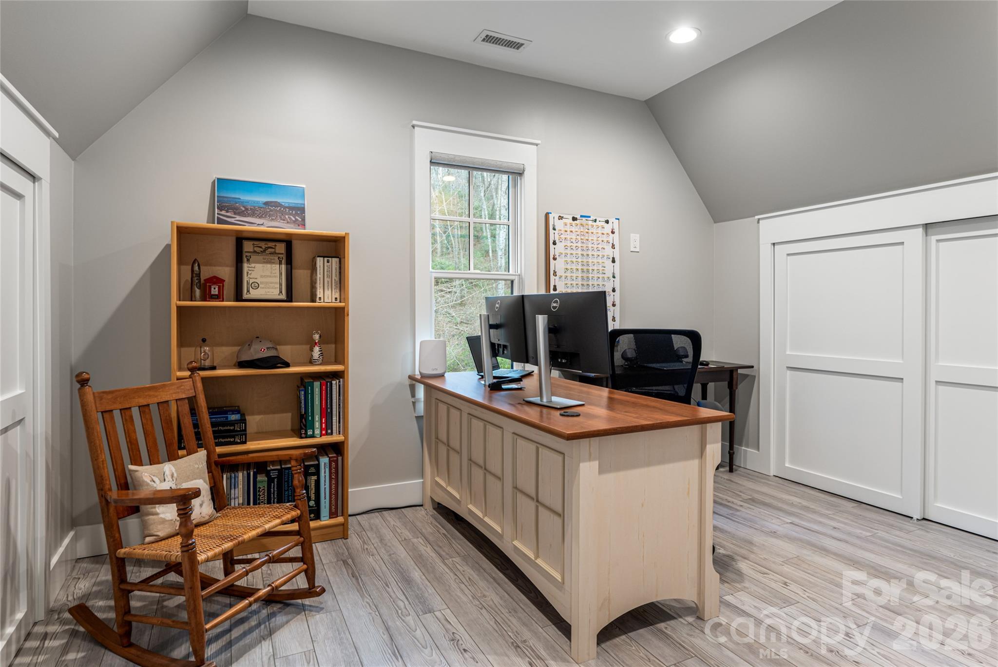 450 Barrington Drive — Asheville