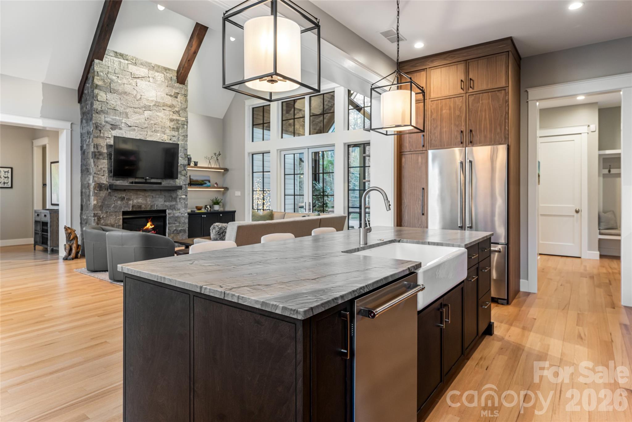 450 Barrington Drive — Asheville
