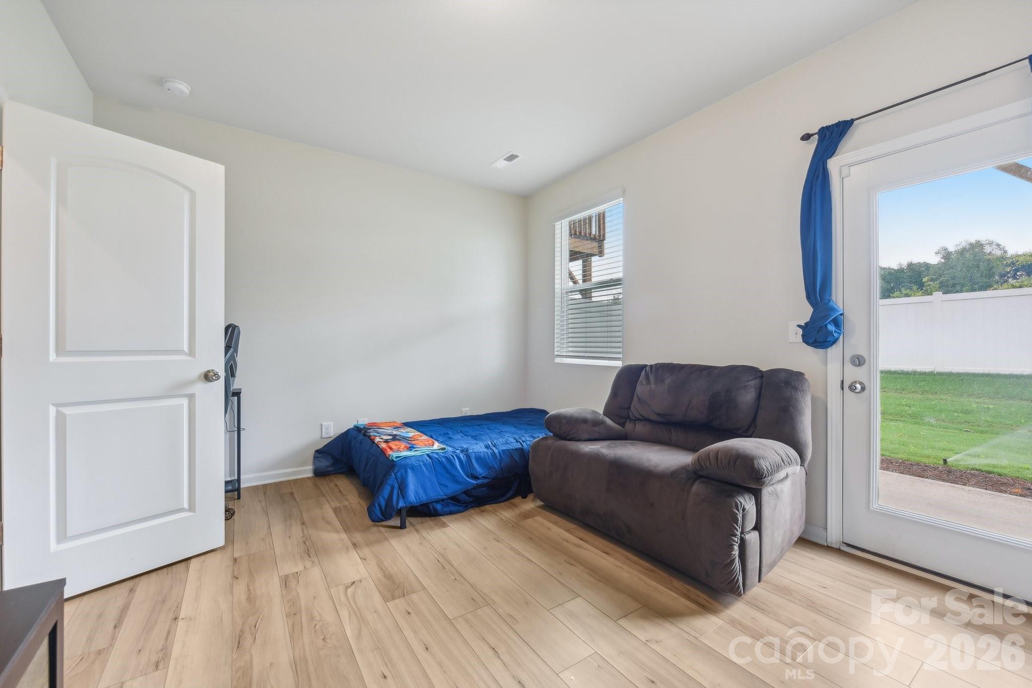 1134 Keydet Drive — Charlotte