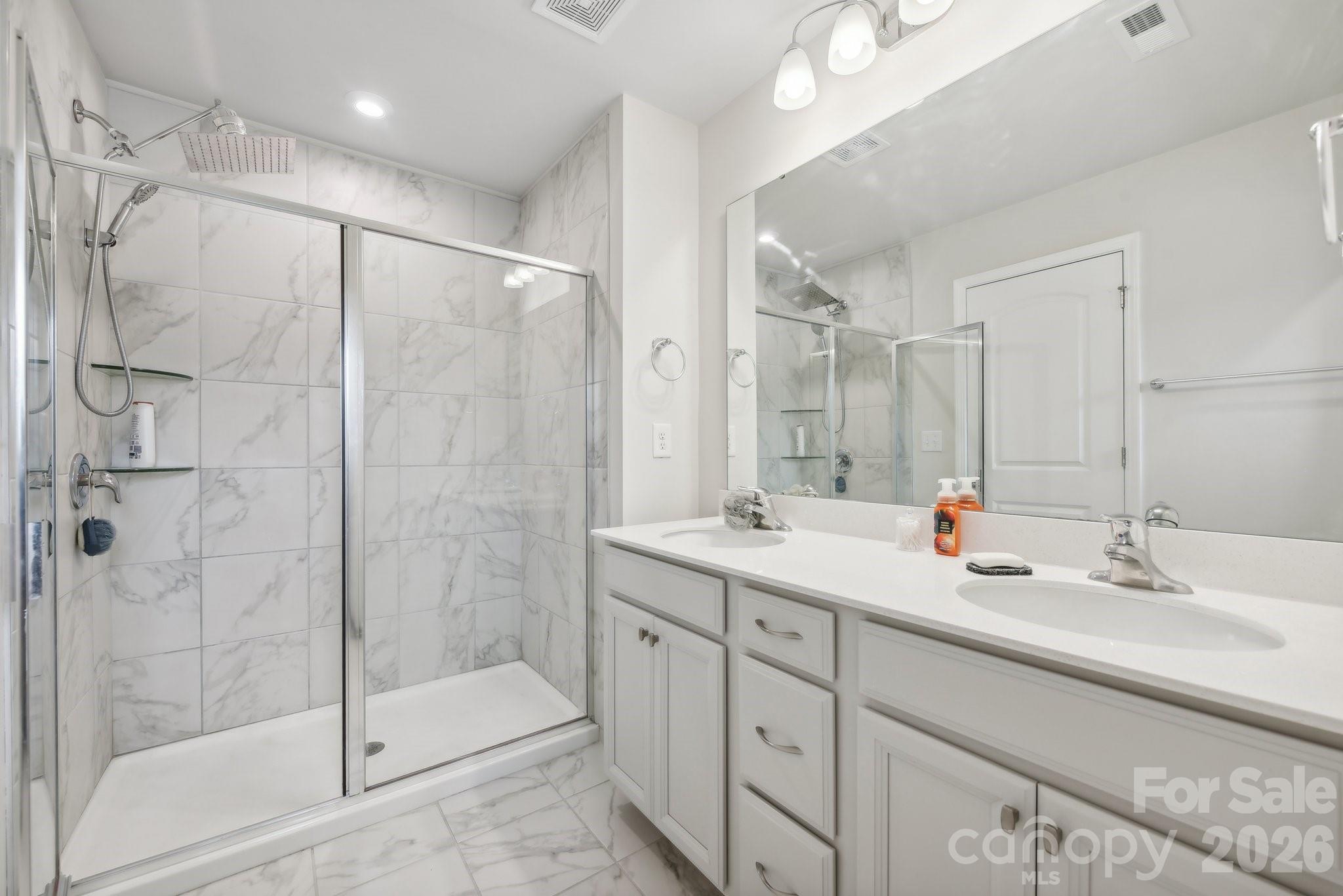 1134 Keydet Drive — Charlotte