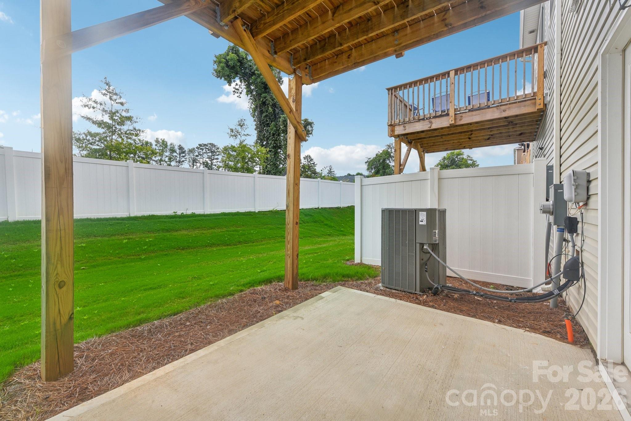 1134 Keydet Drive — Charlotte
