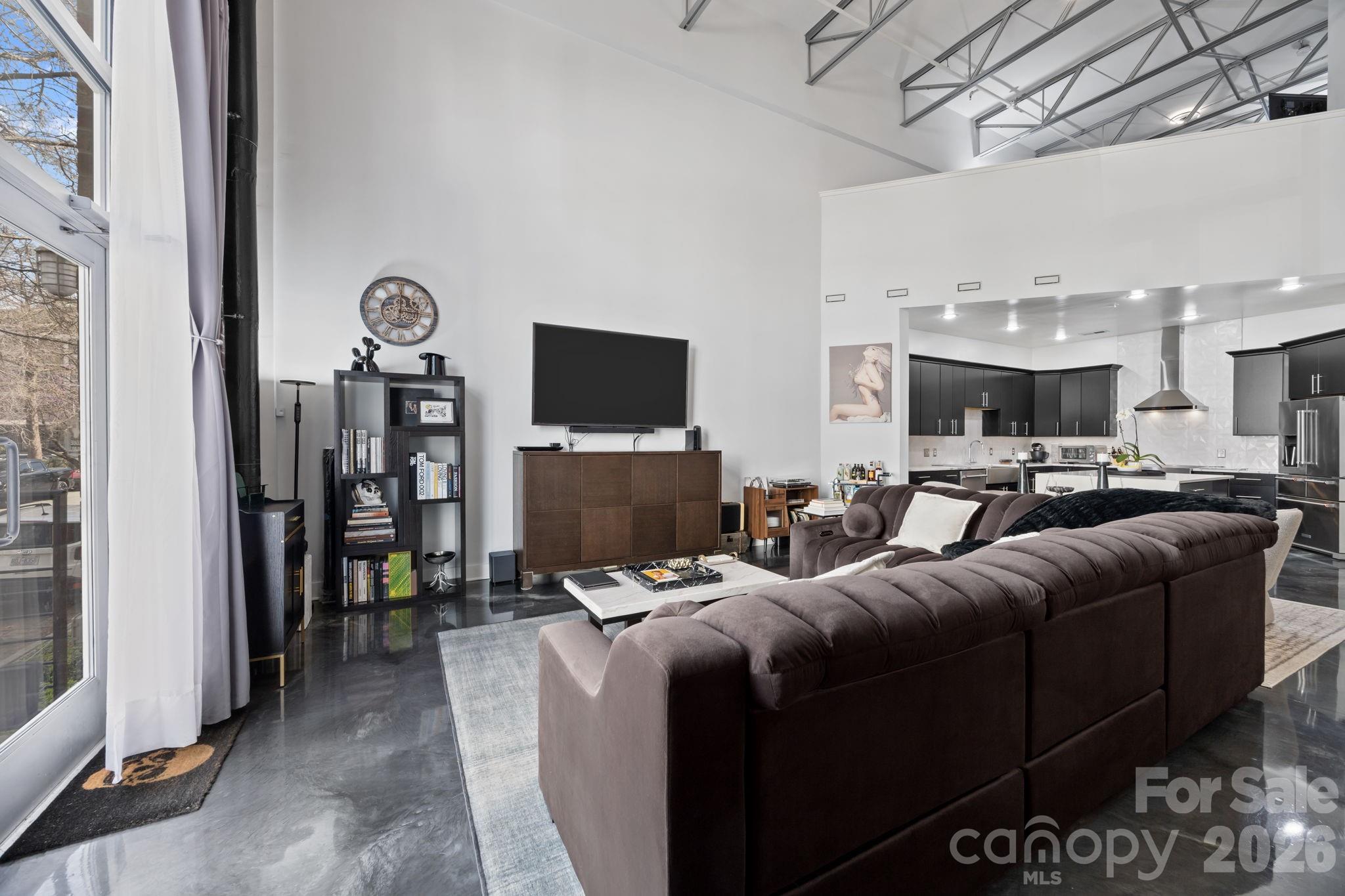 921 Westmere Avenue — Charlotte