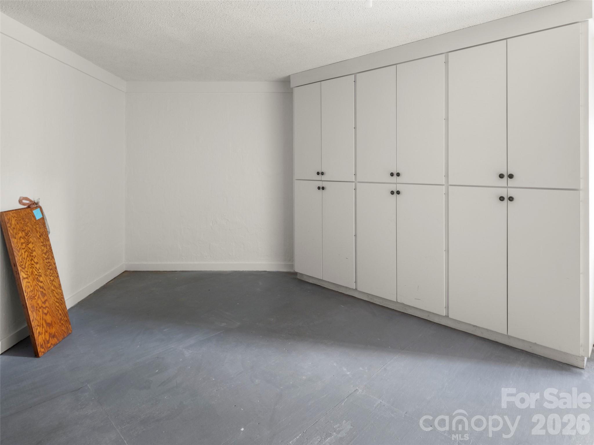 3501 Timber Trail — Asheville