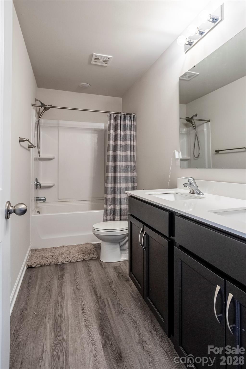 132 Crown Court — Kings Mountain
