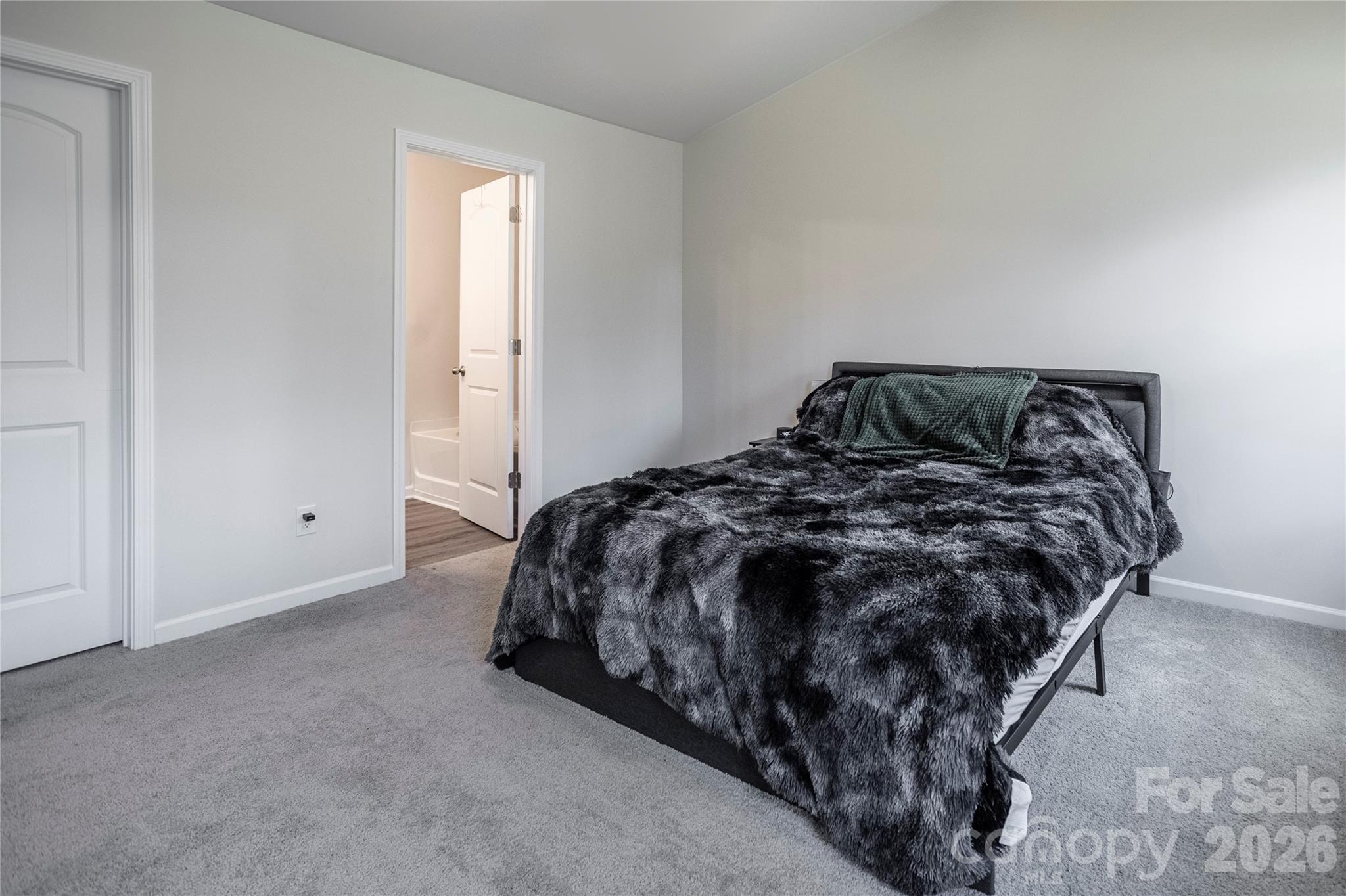 132 Crown Court — Kings Mountain