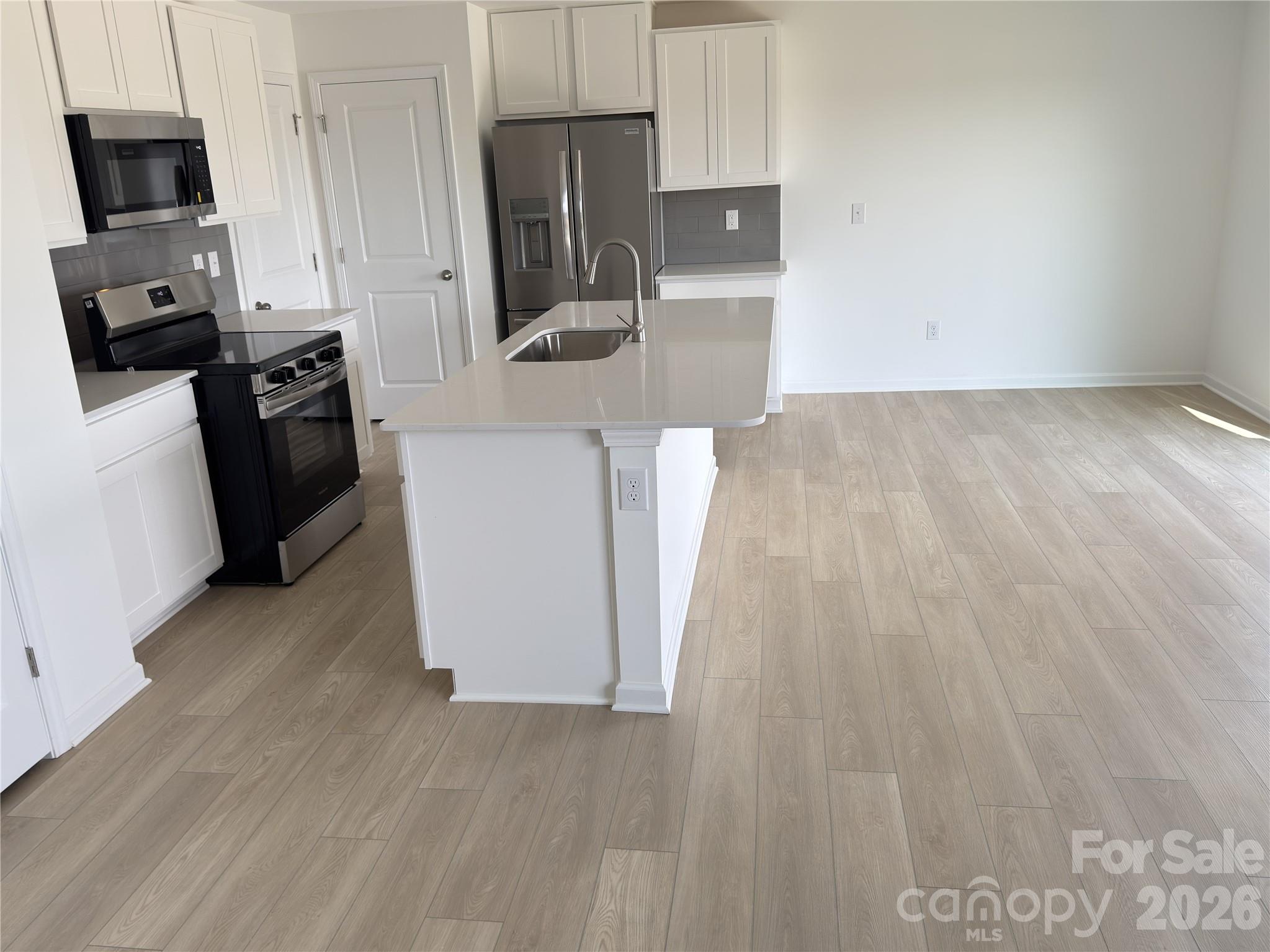 4117 Oxford Glen Drive #OG 100 — Claremont