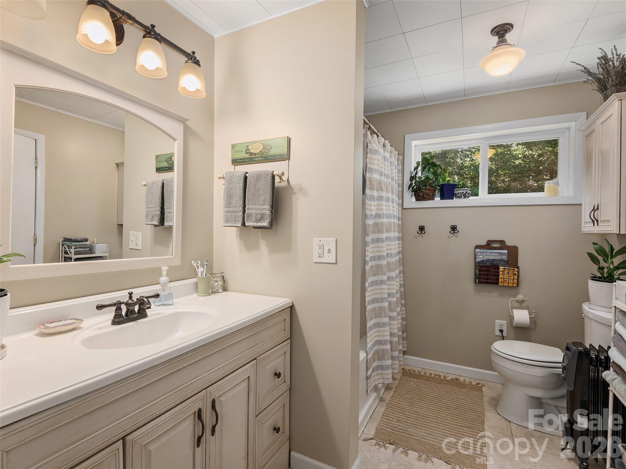 608 Evans Road — Canton