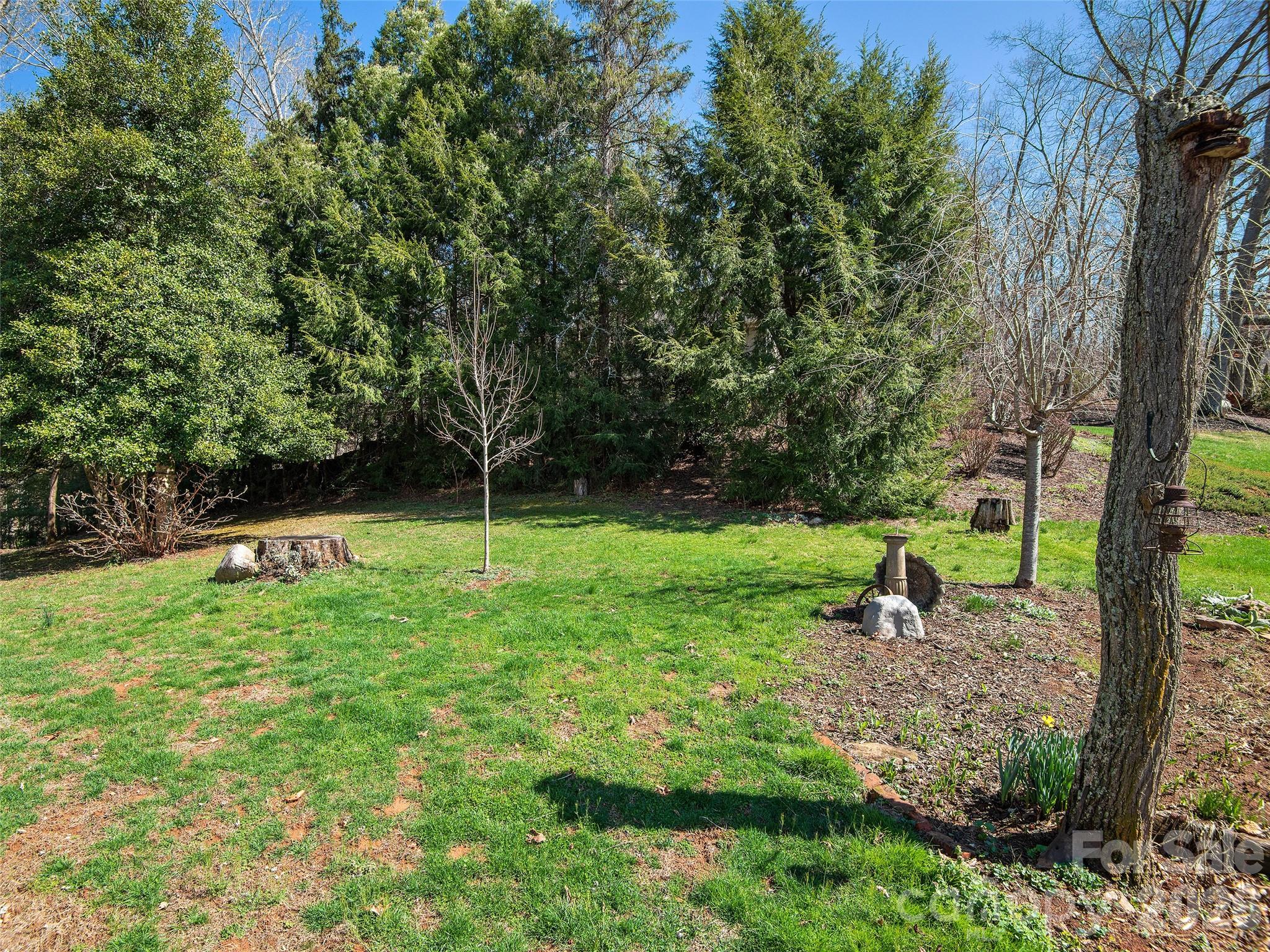 608 Evans Road — Canton
